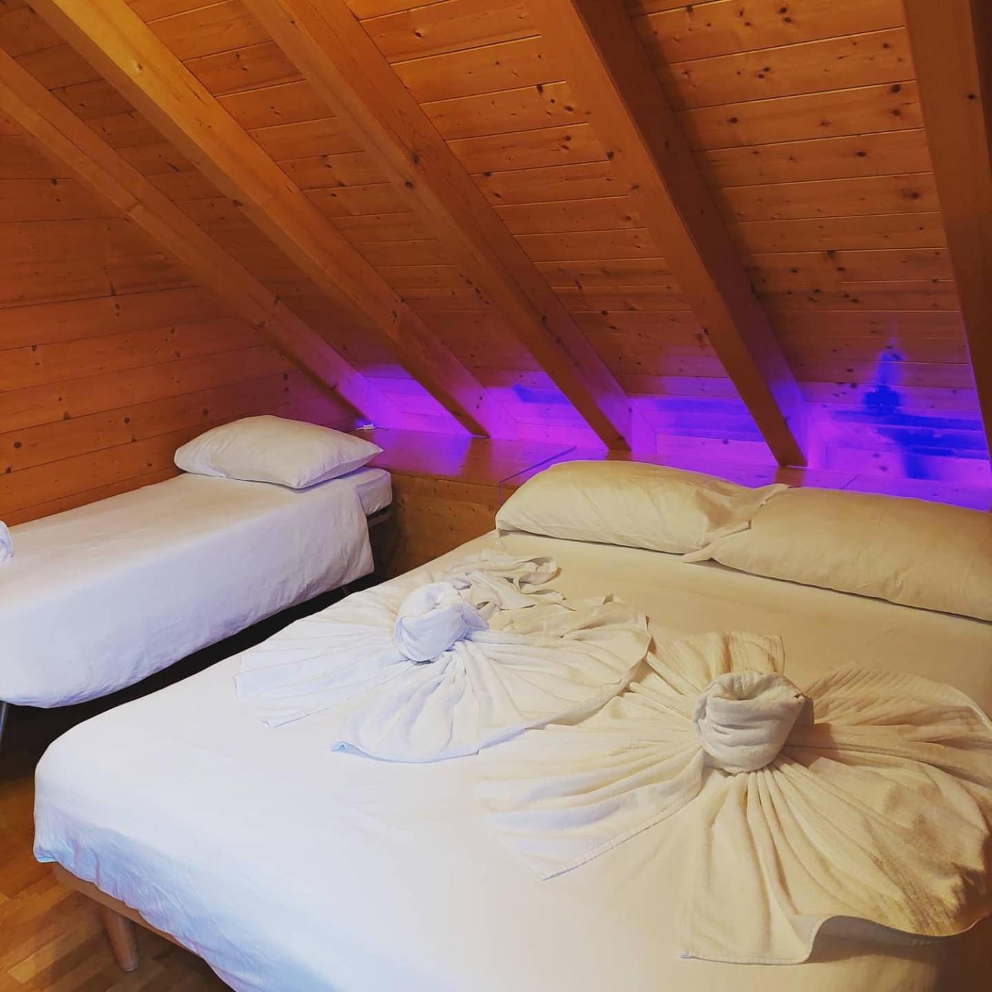 Triple Room with Balcony