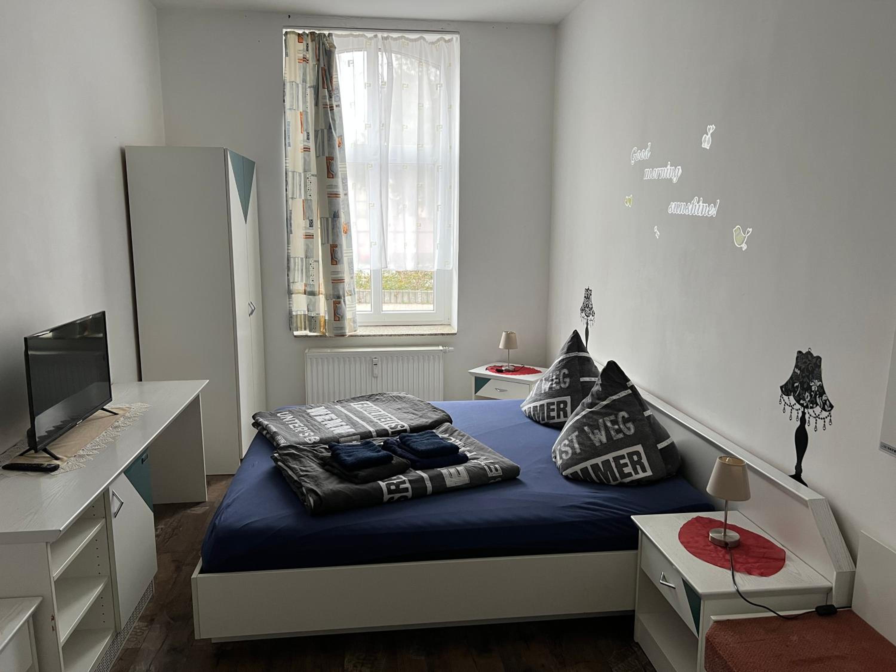 Two-Bedroom Apartment with Terrace photo 2
