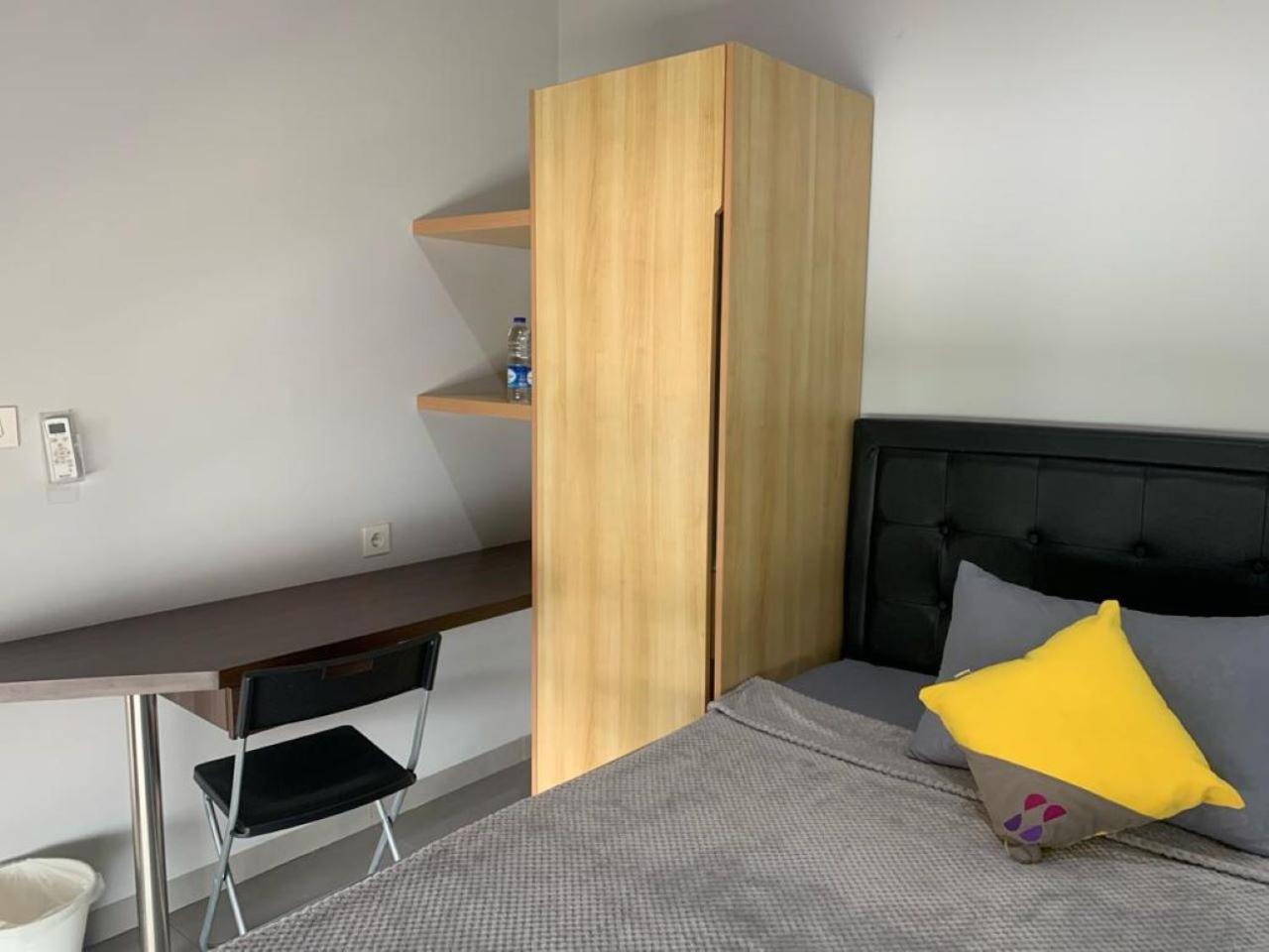 Single Room - Photo 3