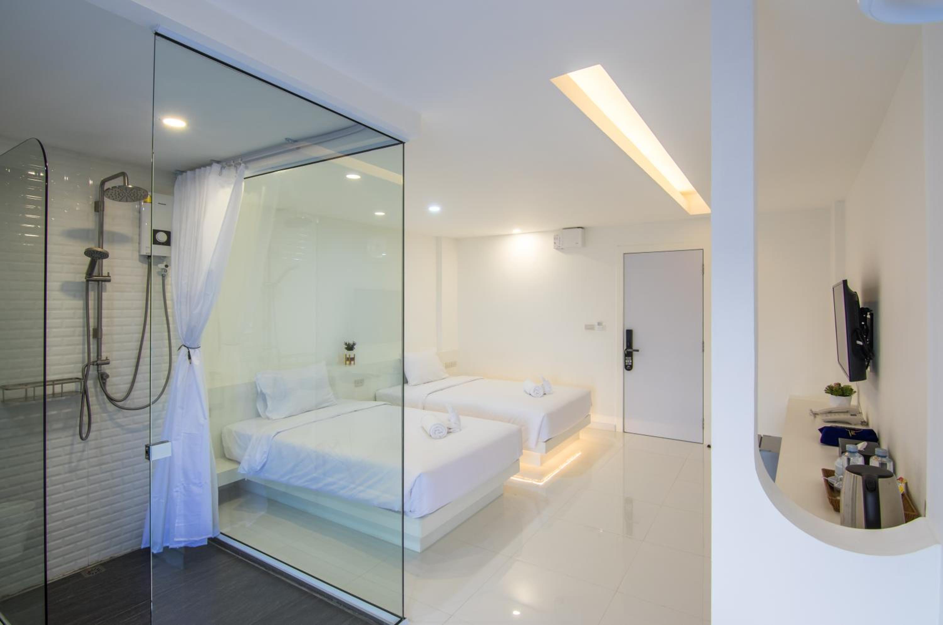 Superior Twin Room photo 2