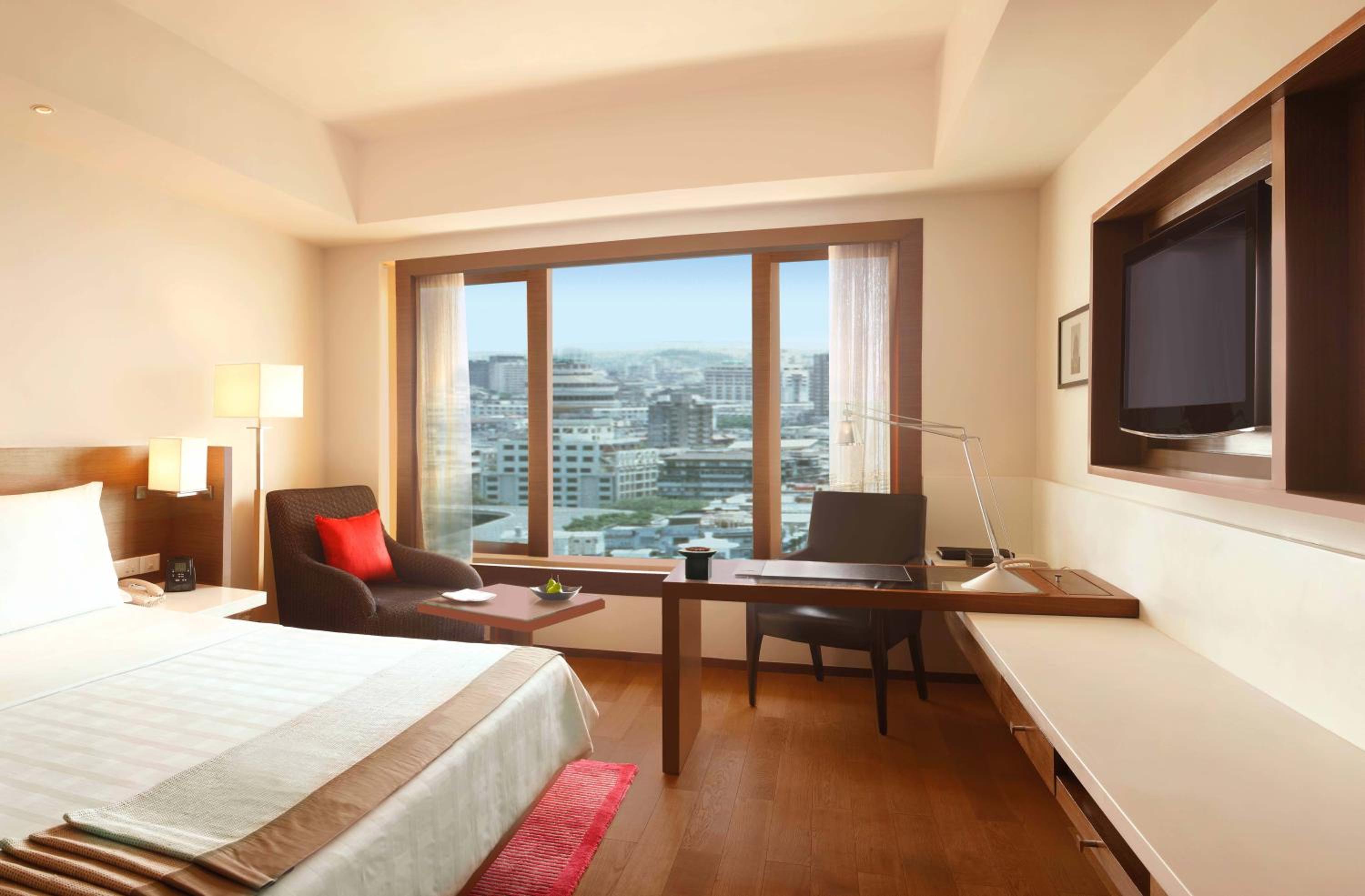 Premier Room