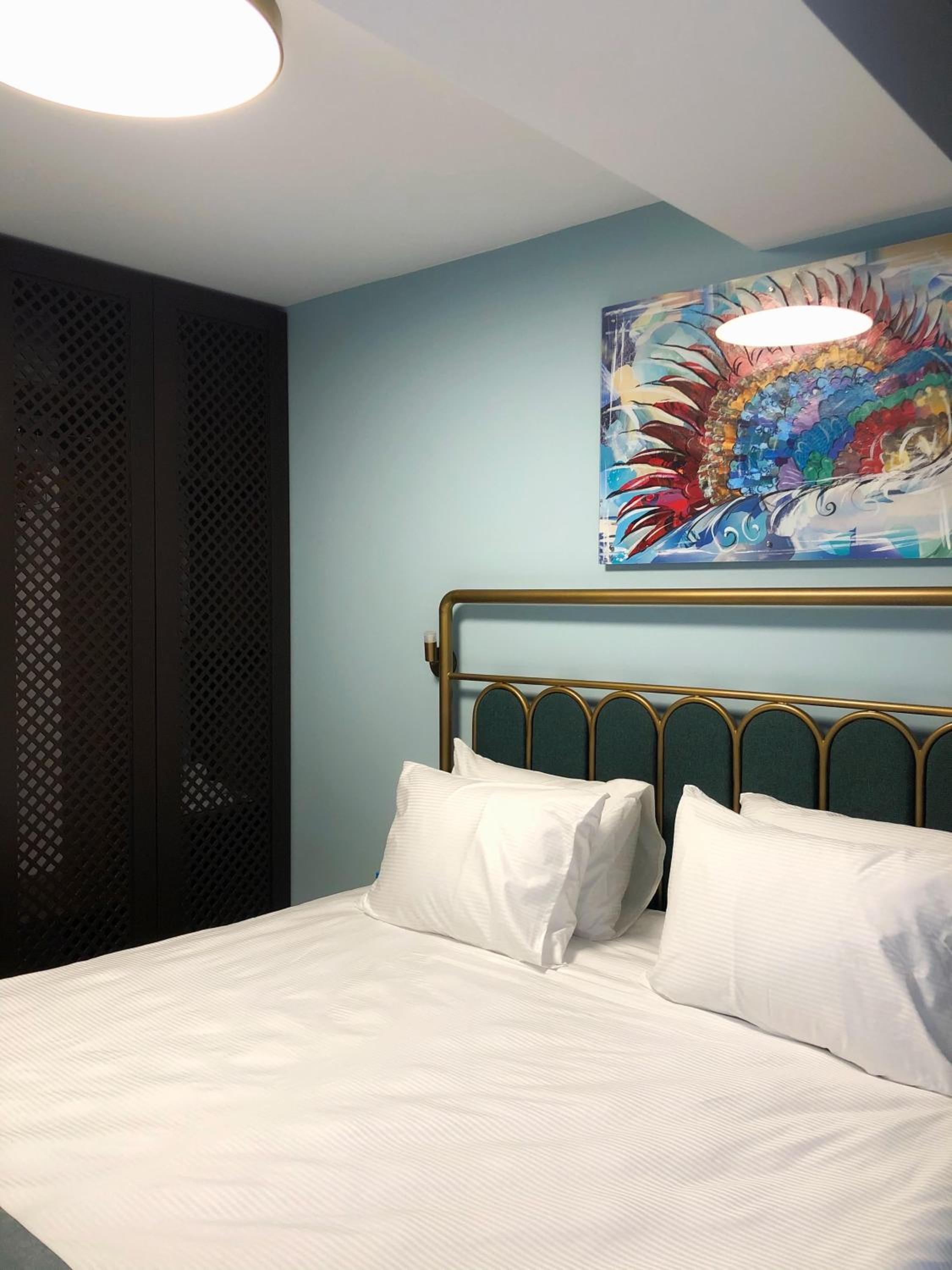 Quadruple Room with Shared Bathroom photo 2
