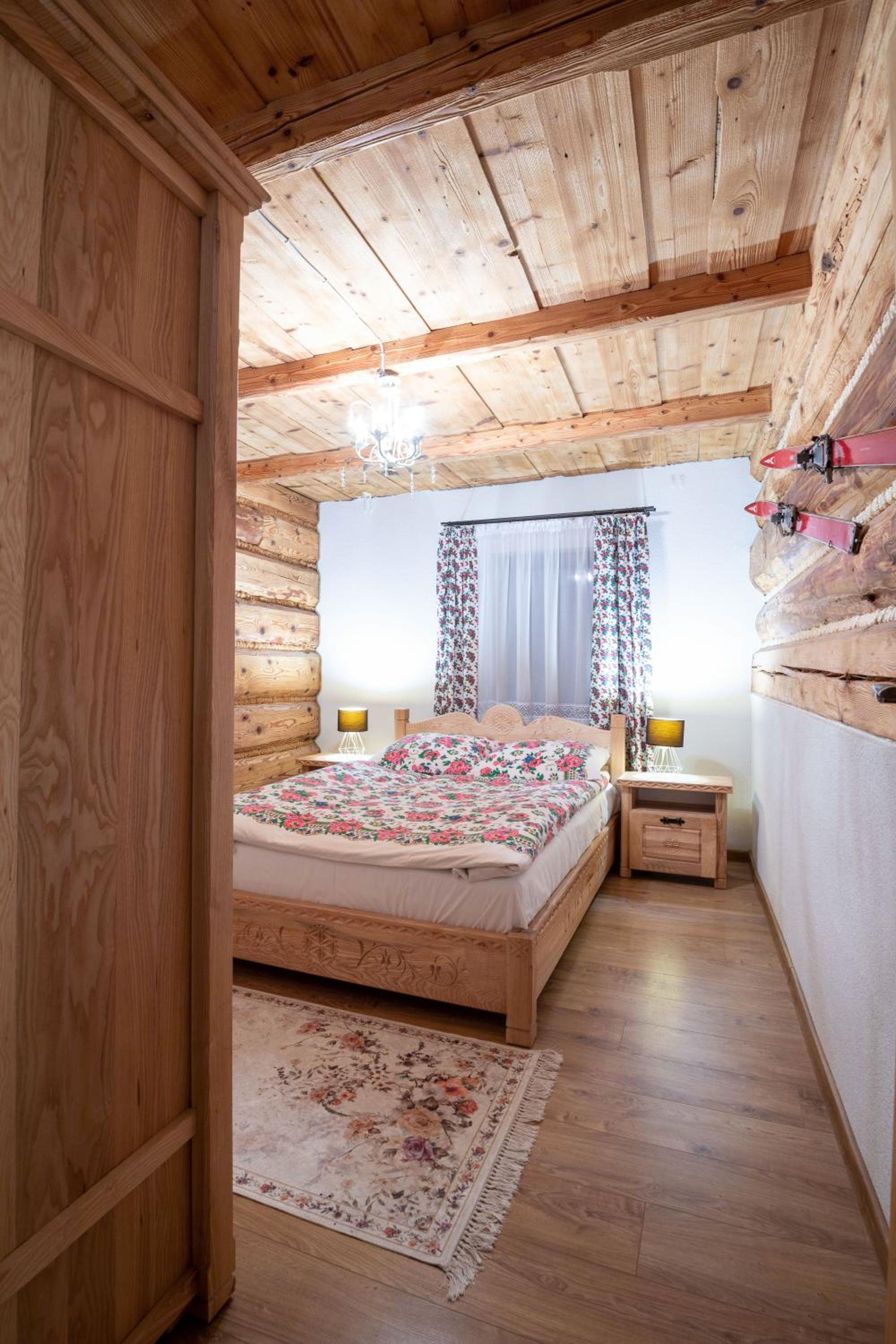 Two-Bedroom Apartment - Photo 13