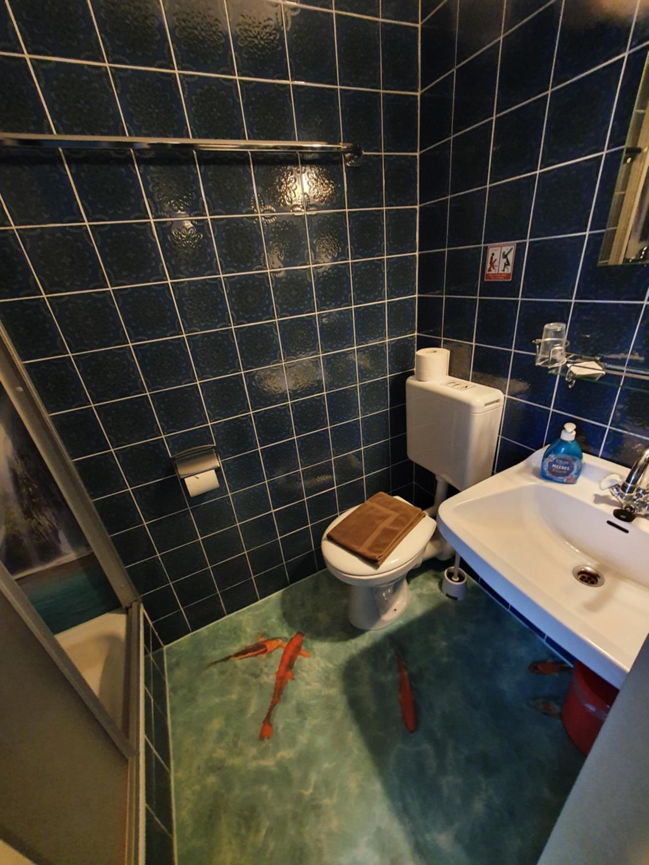 Single Room photo 2