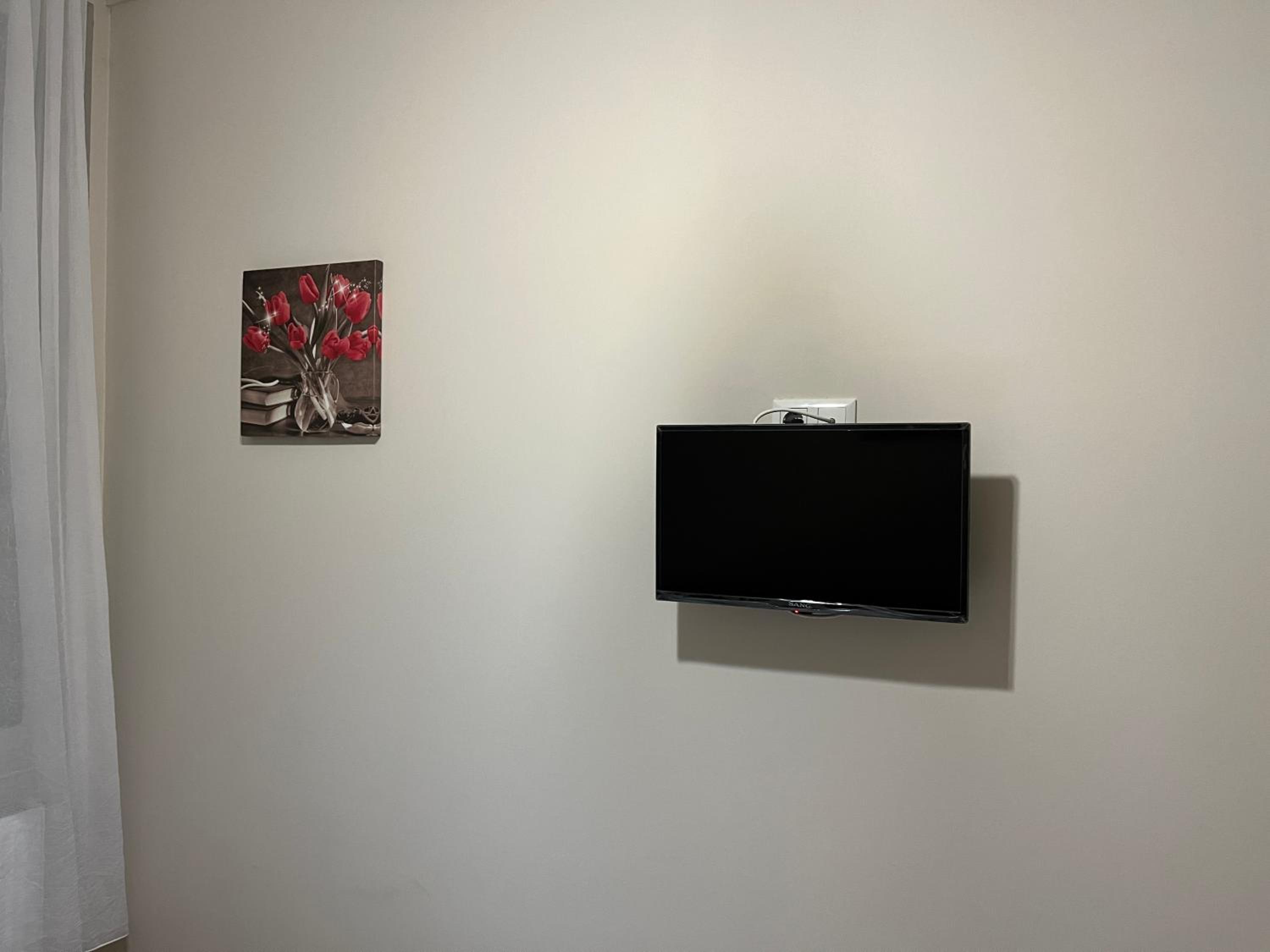 Standard Double Room - Photo 7