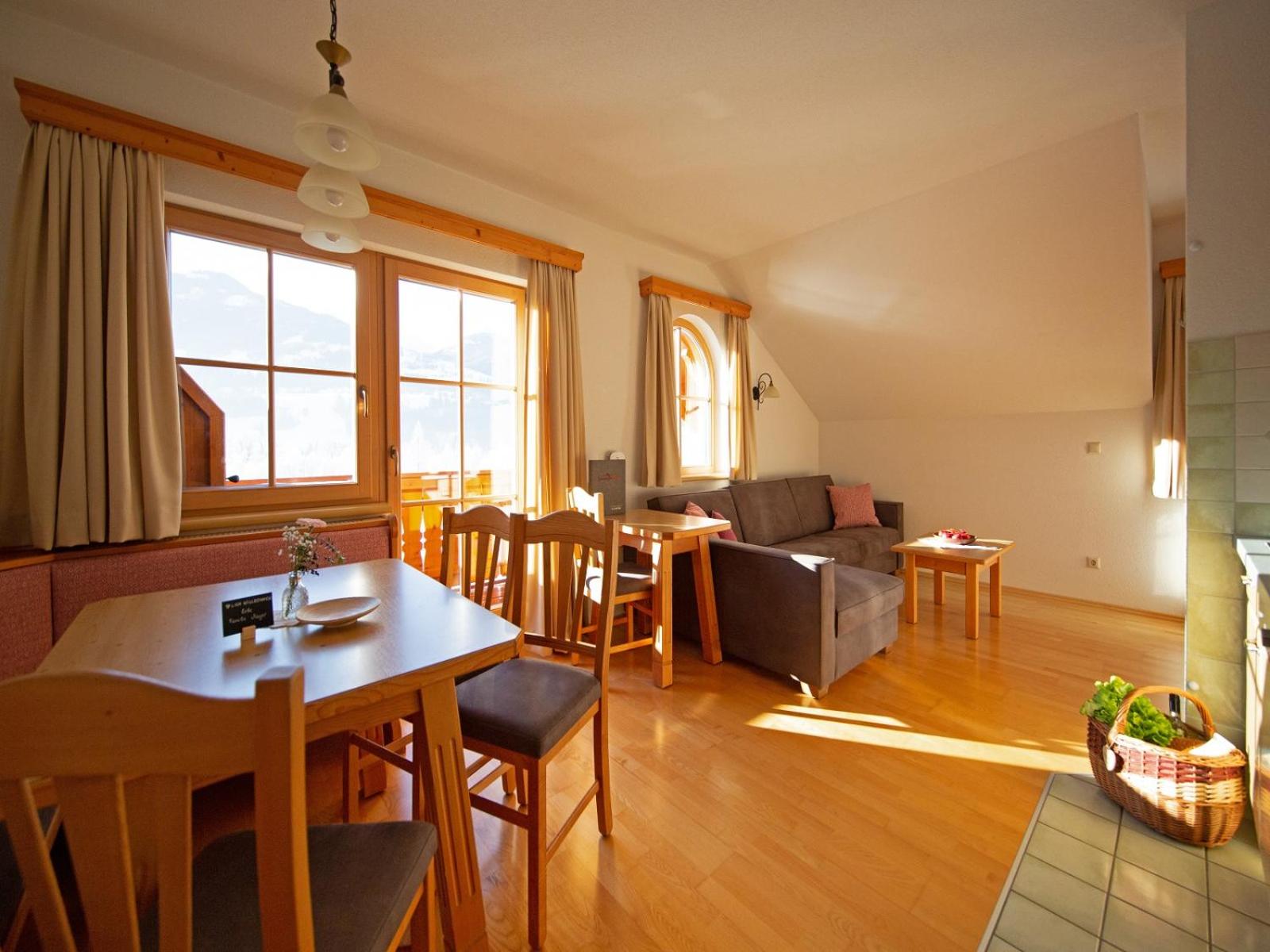 One-Bedroom Apartment photo 1
