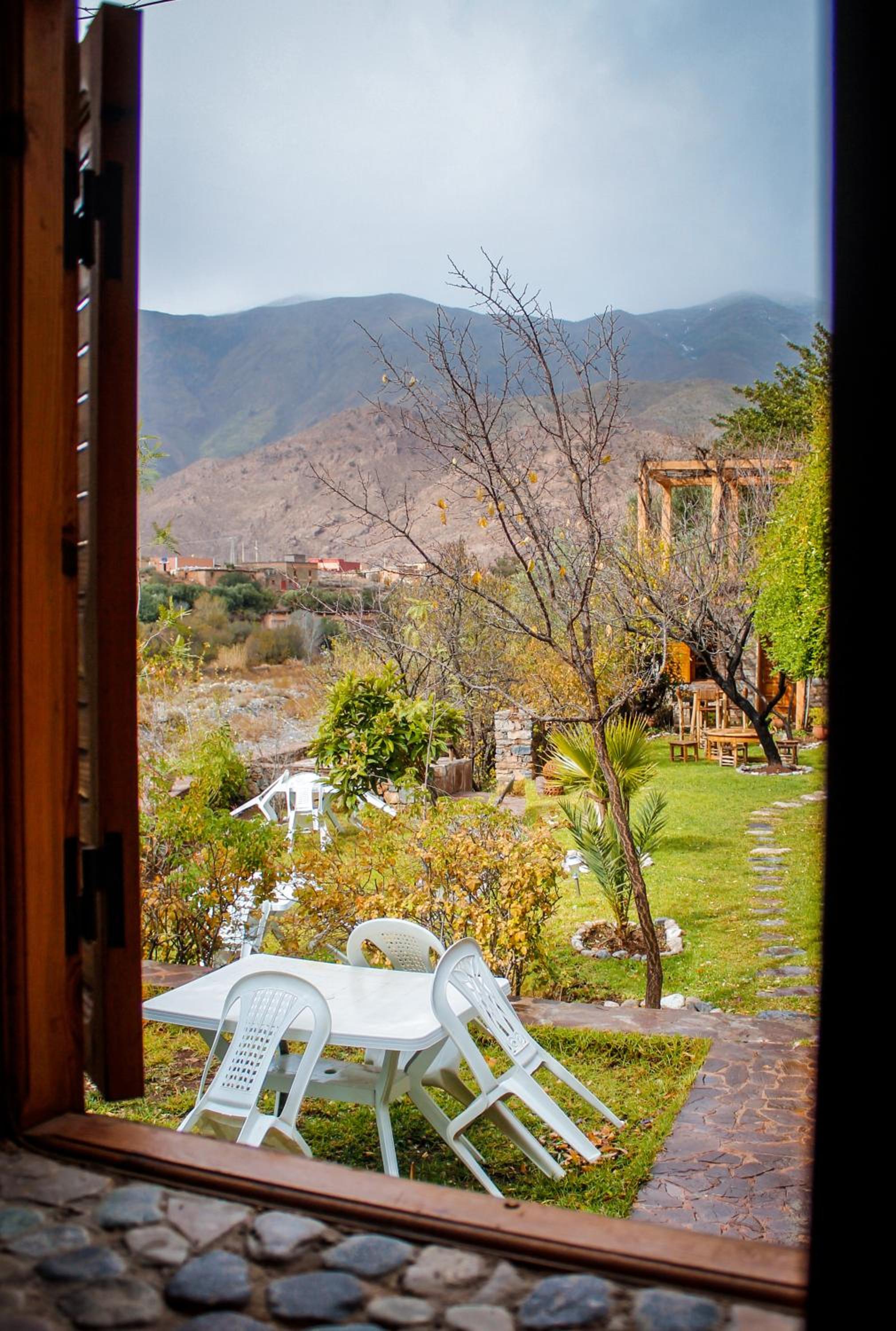 Triple Room with Private Bathroom - Photo 4