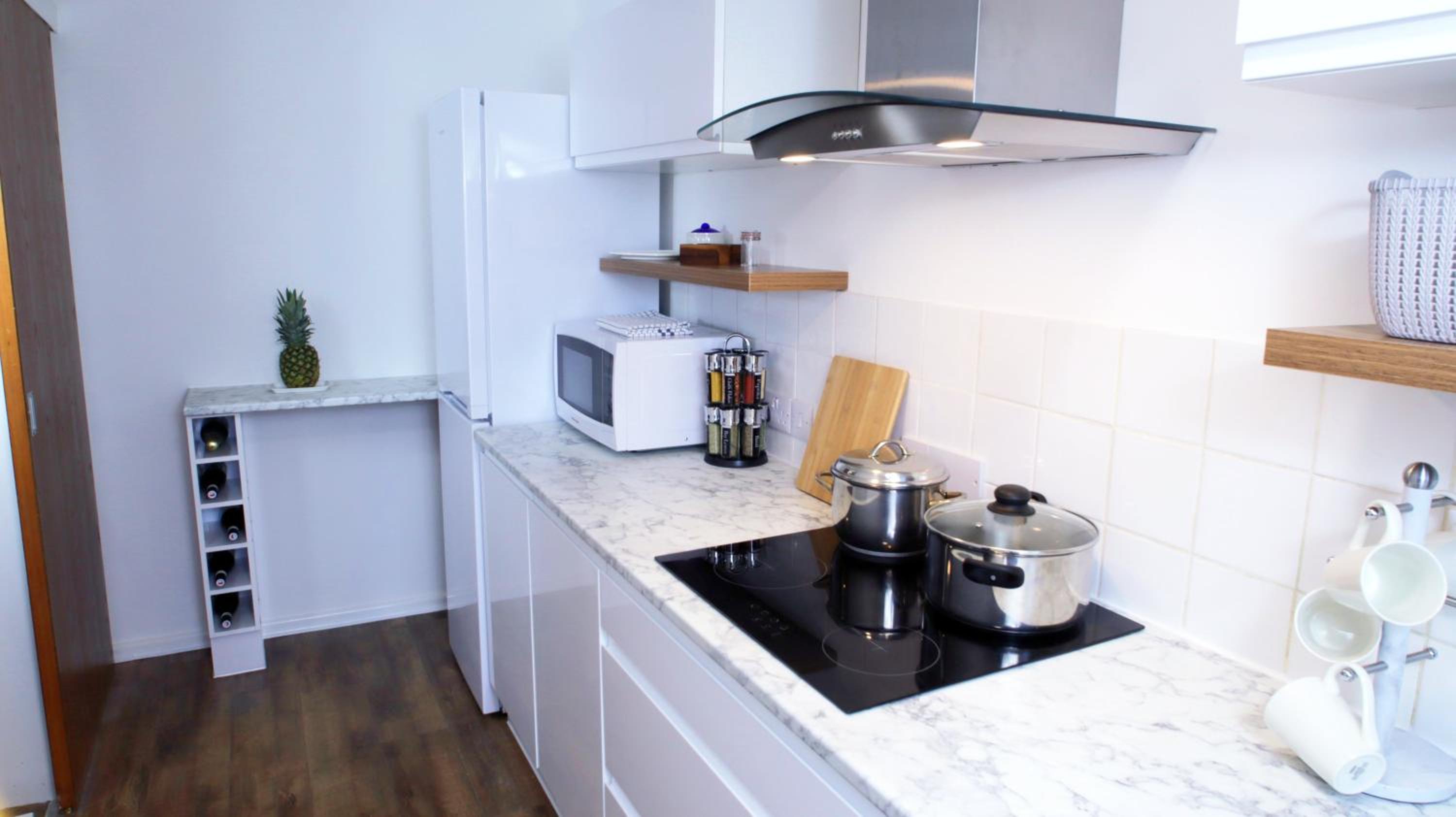 One-Bedroom Apartment - Photo 8
