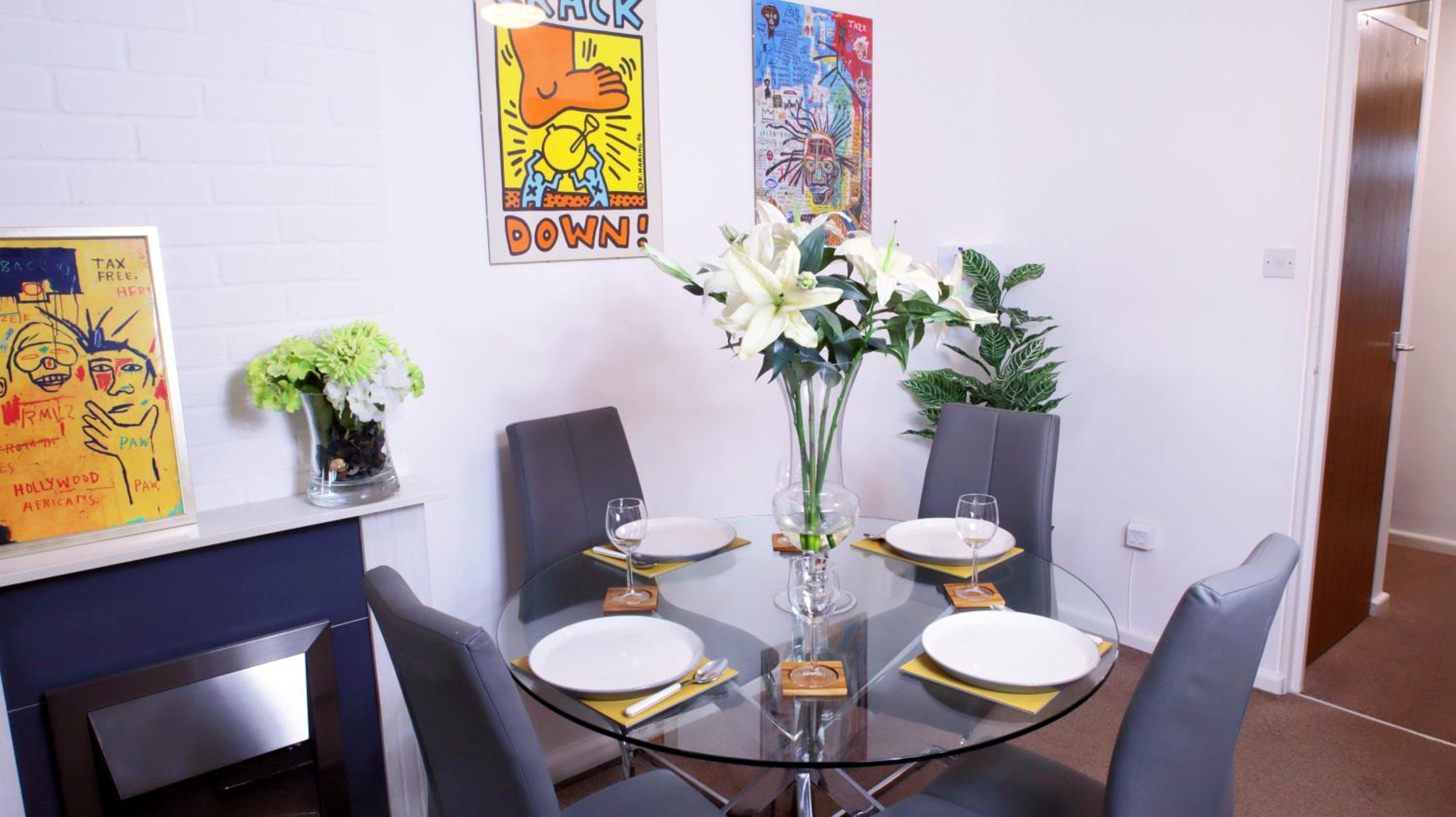 One-Bedroom Apartment - Photo 16