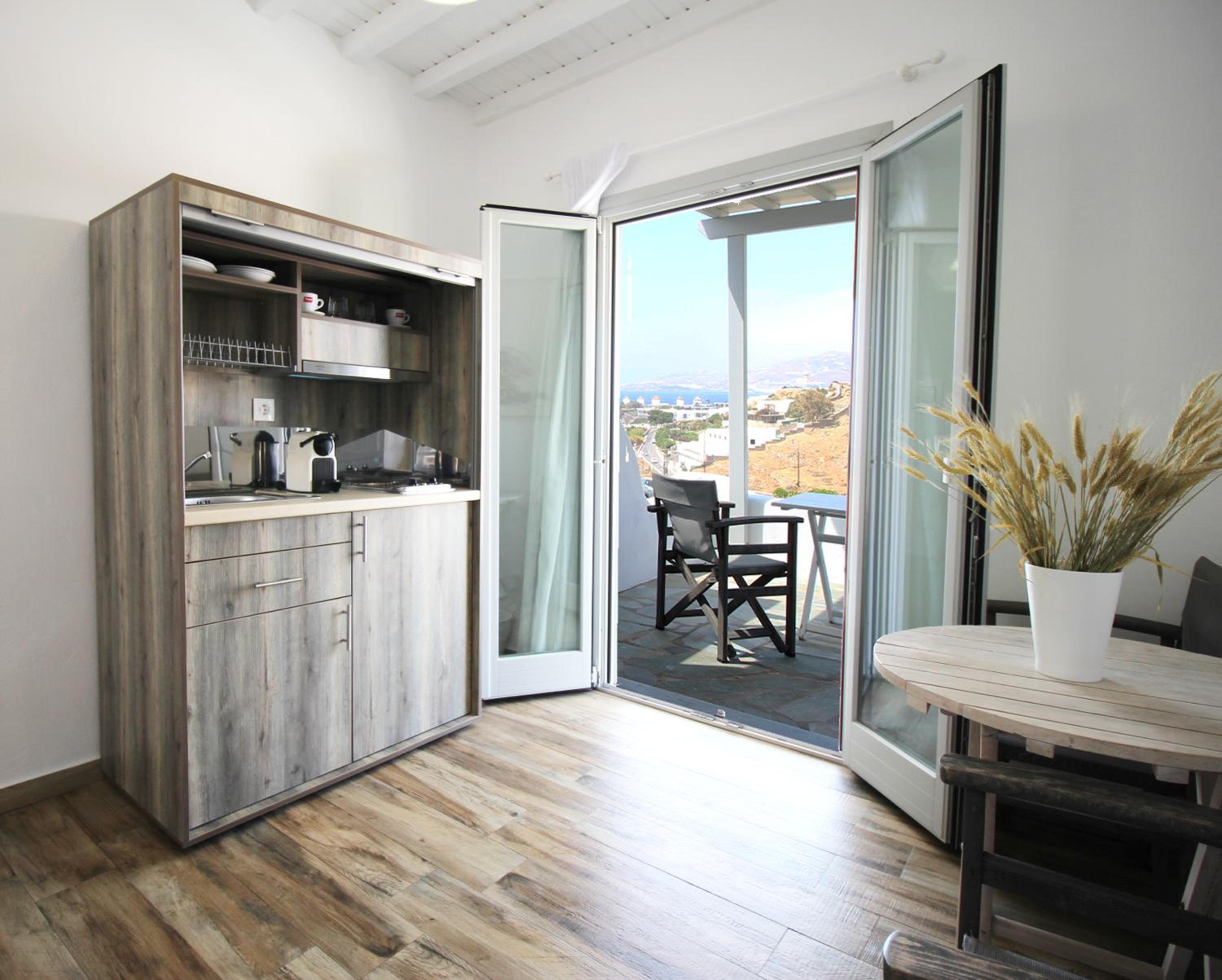 Superior Sea View Suite - Photo 18