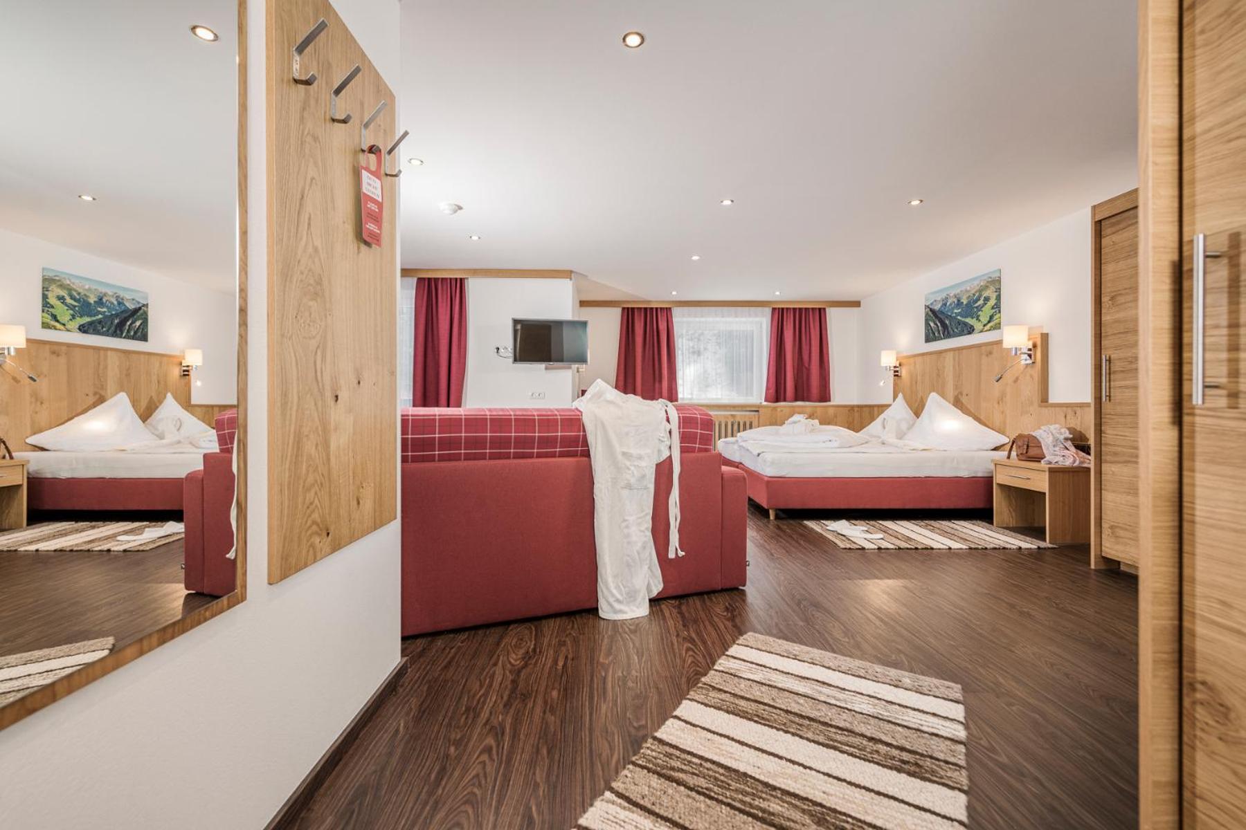 Family Suite - Photo 3
