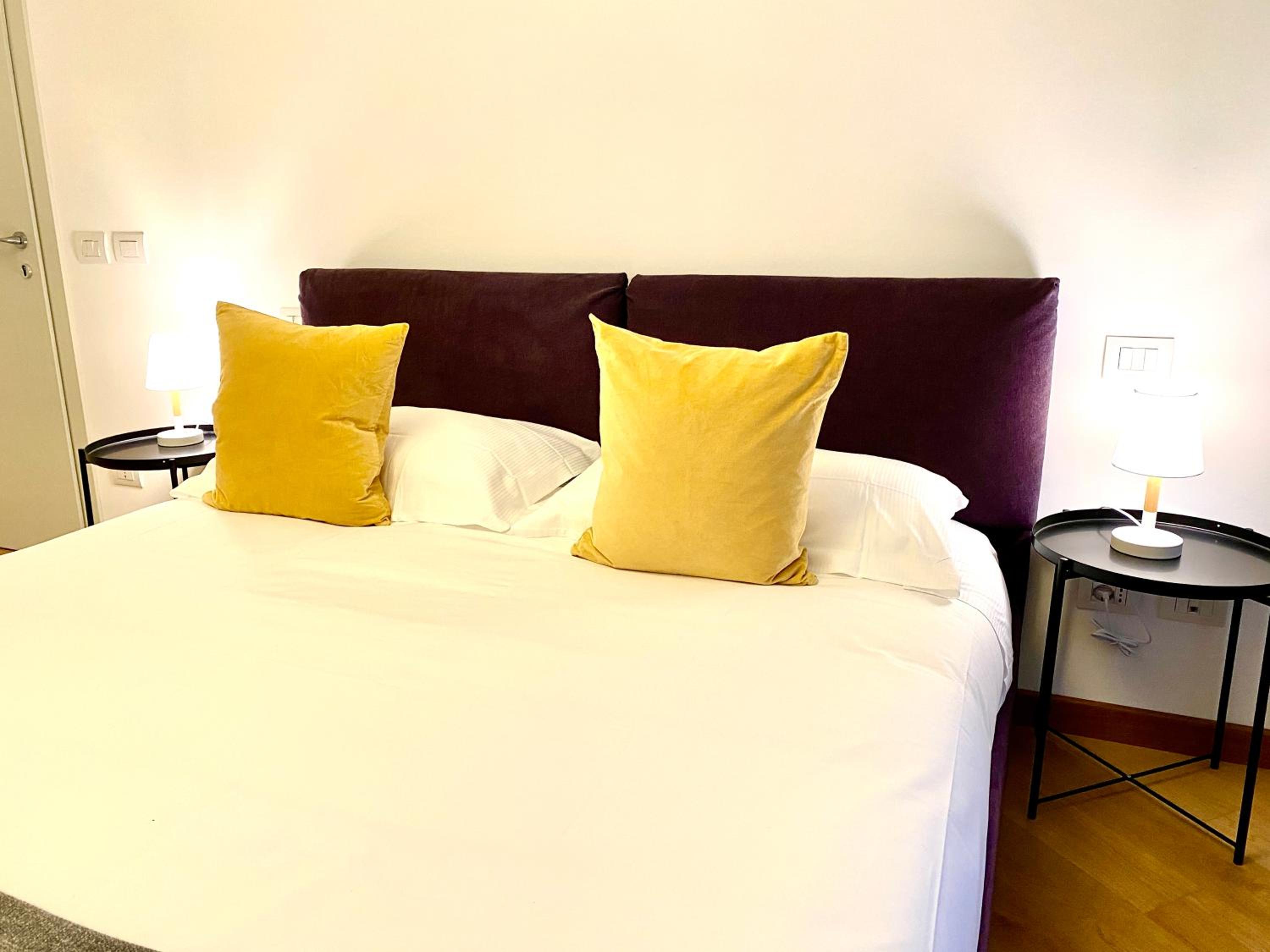 Double or Twin Room with Private External Bathroom