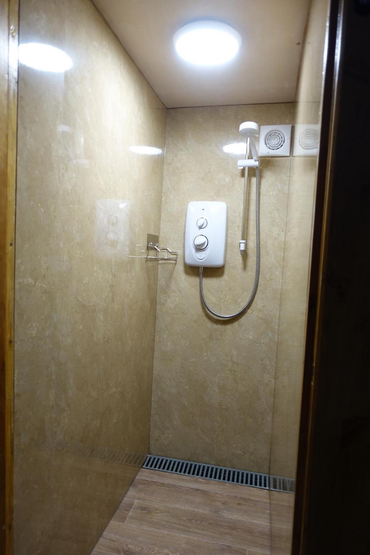 One-Bedroom House photo 2