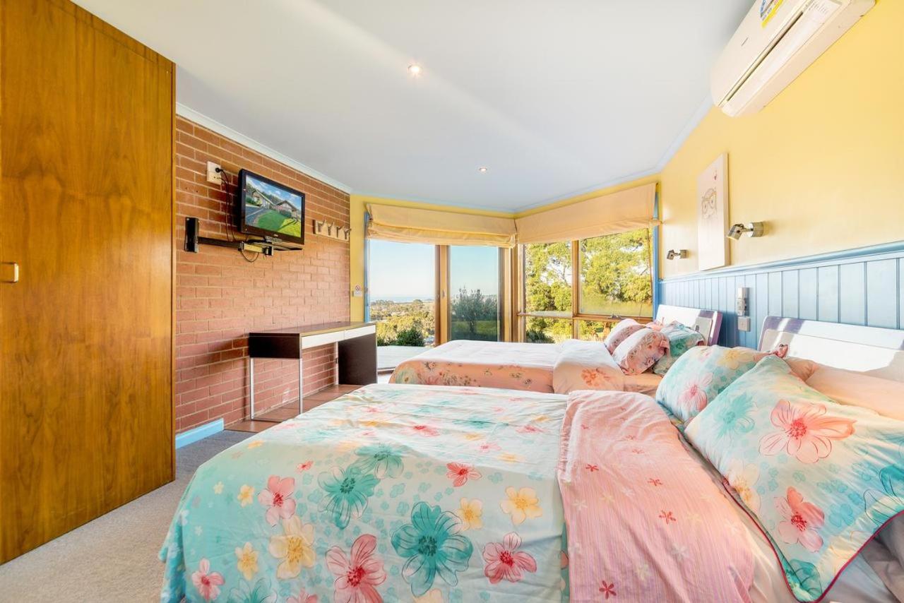 Quadruple Room with Bath photo 1