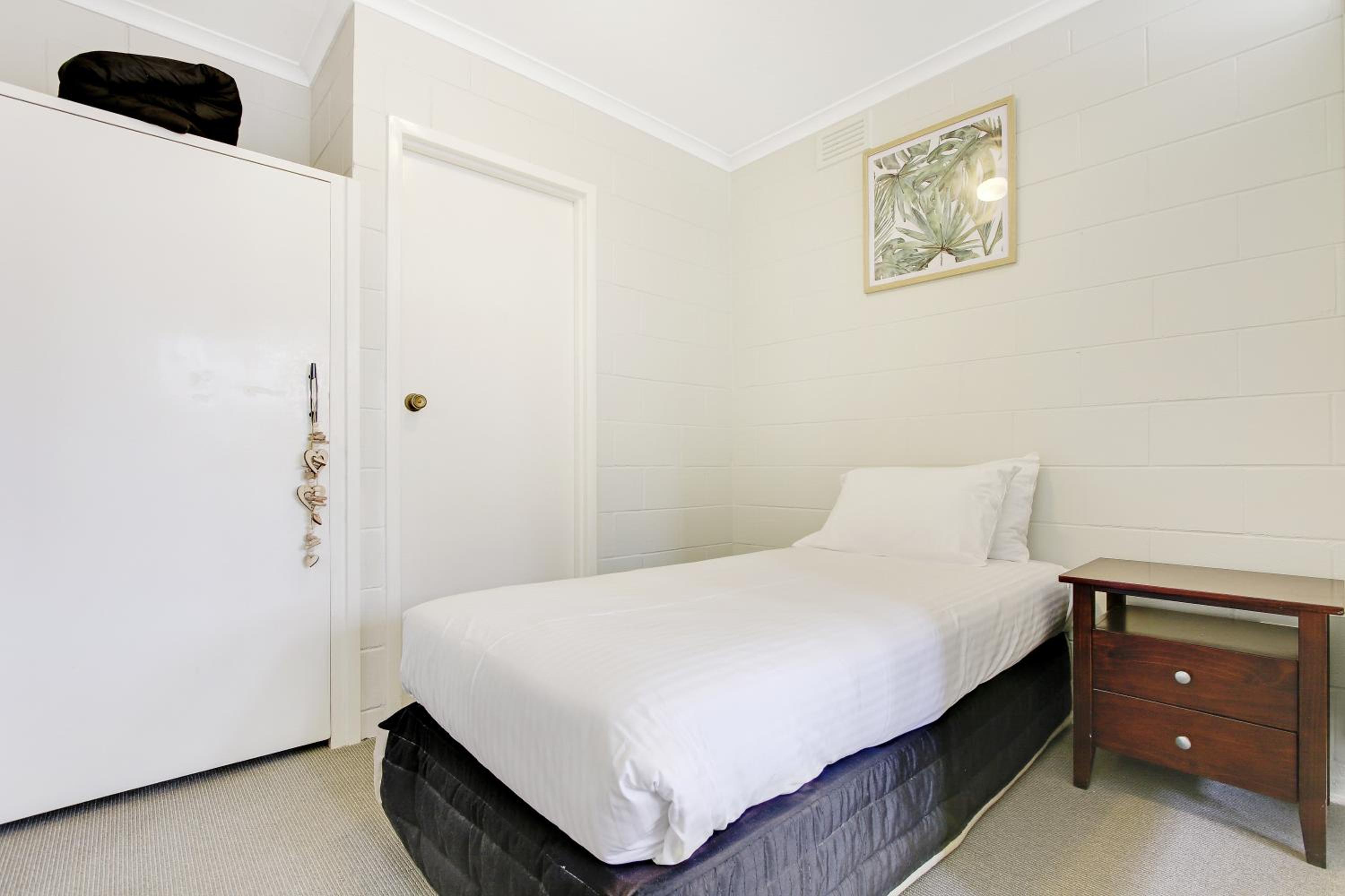 One Bedroom Family Apartment  - Photo 5