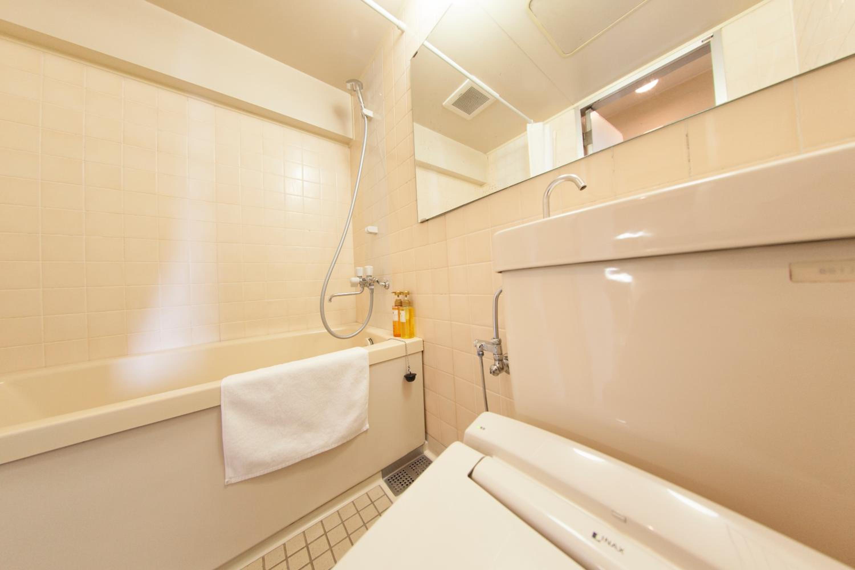 Room Selected at Check-In - House Keeping is Optional with Additional Cost photo 2