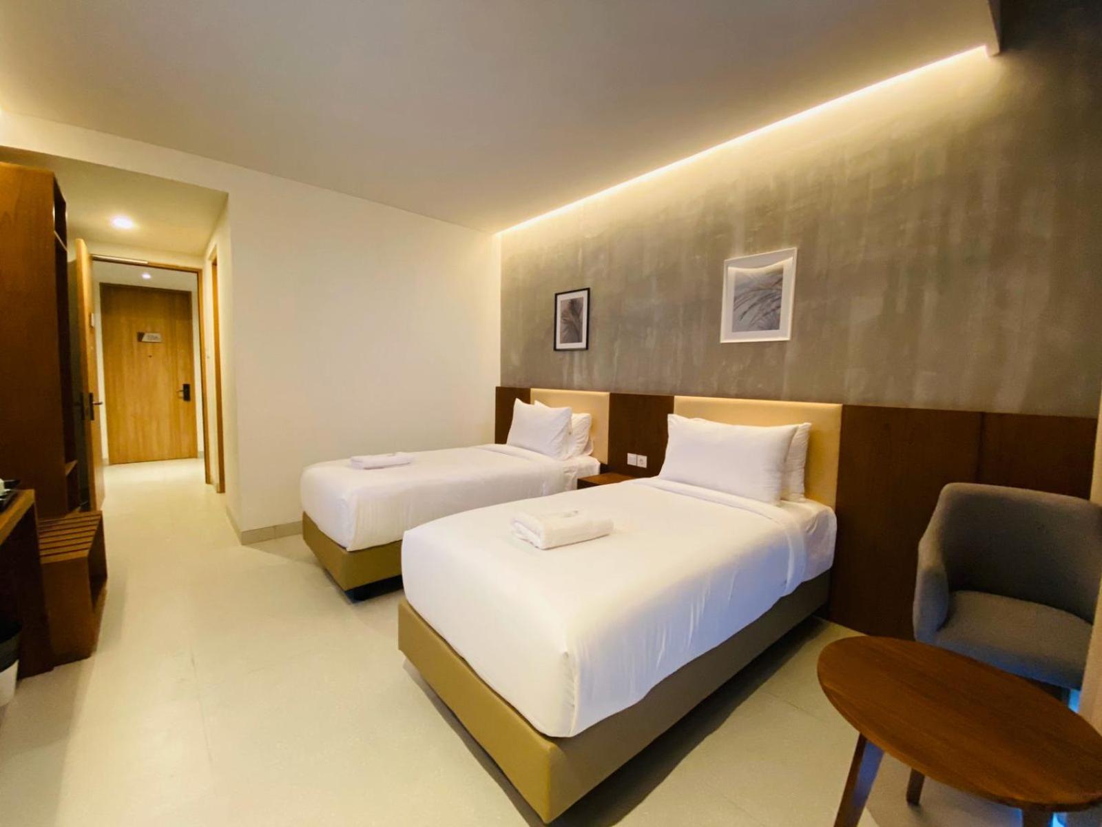 Double Room with Garden View - Photo 2
