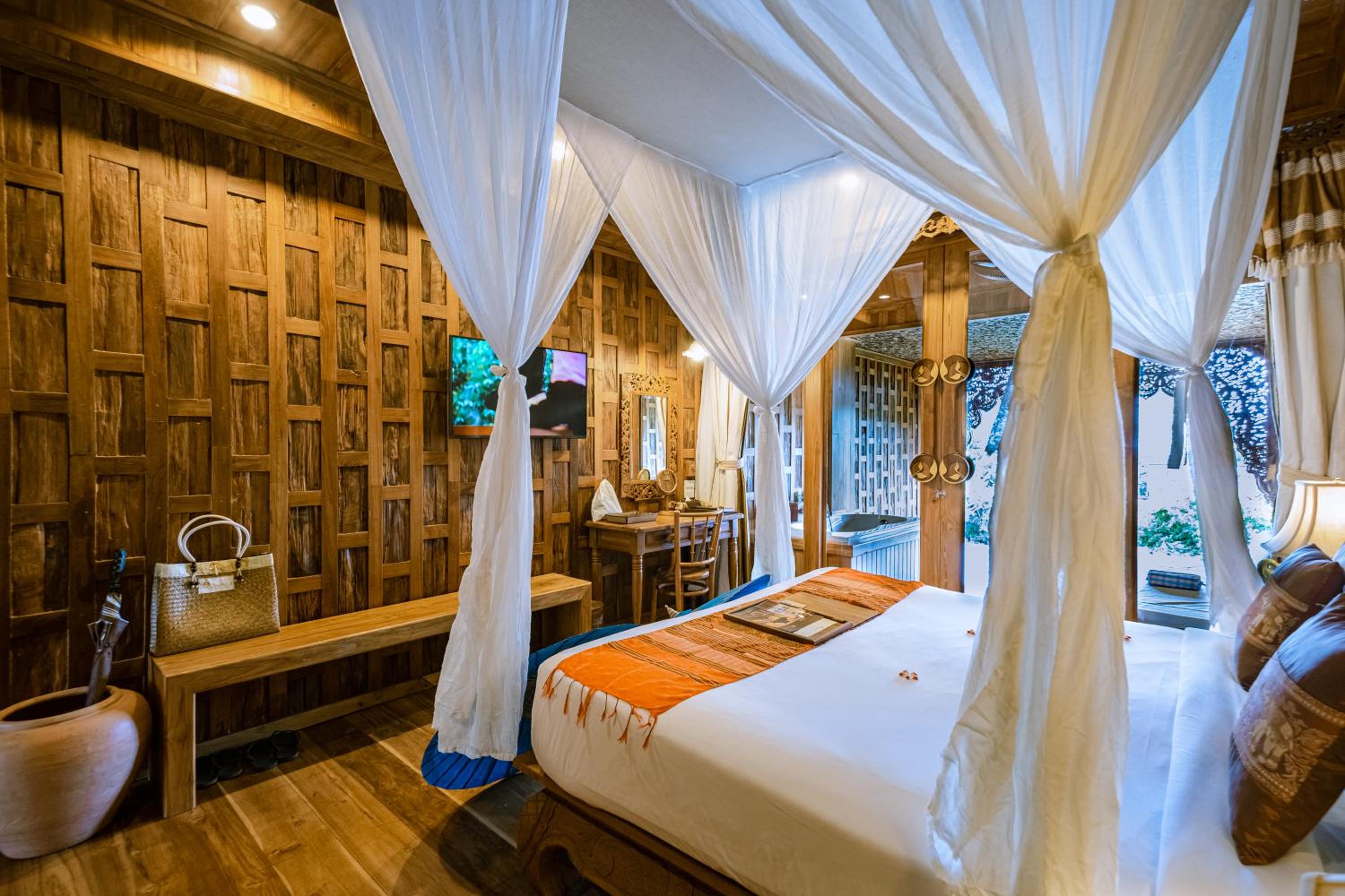 Pool Suite Garden View with FREE THB 1,000 Net Resort Credit per Night - Photo 2