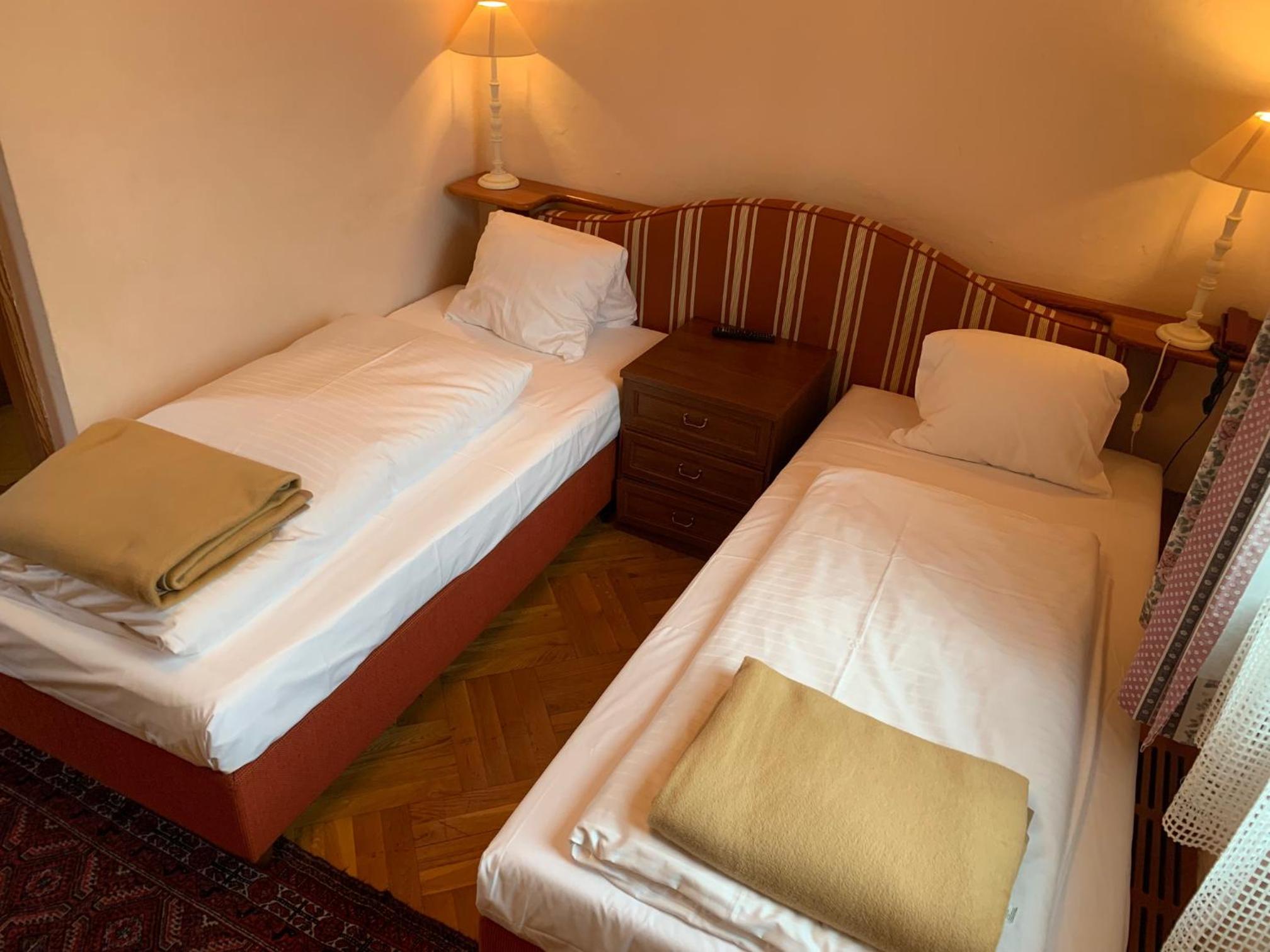 Small Double Room photo 1