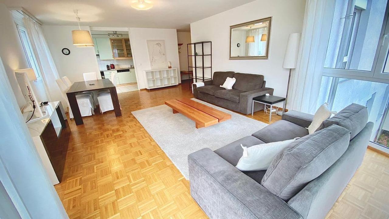 Apartment photo 1