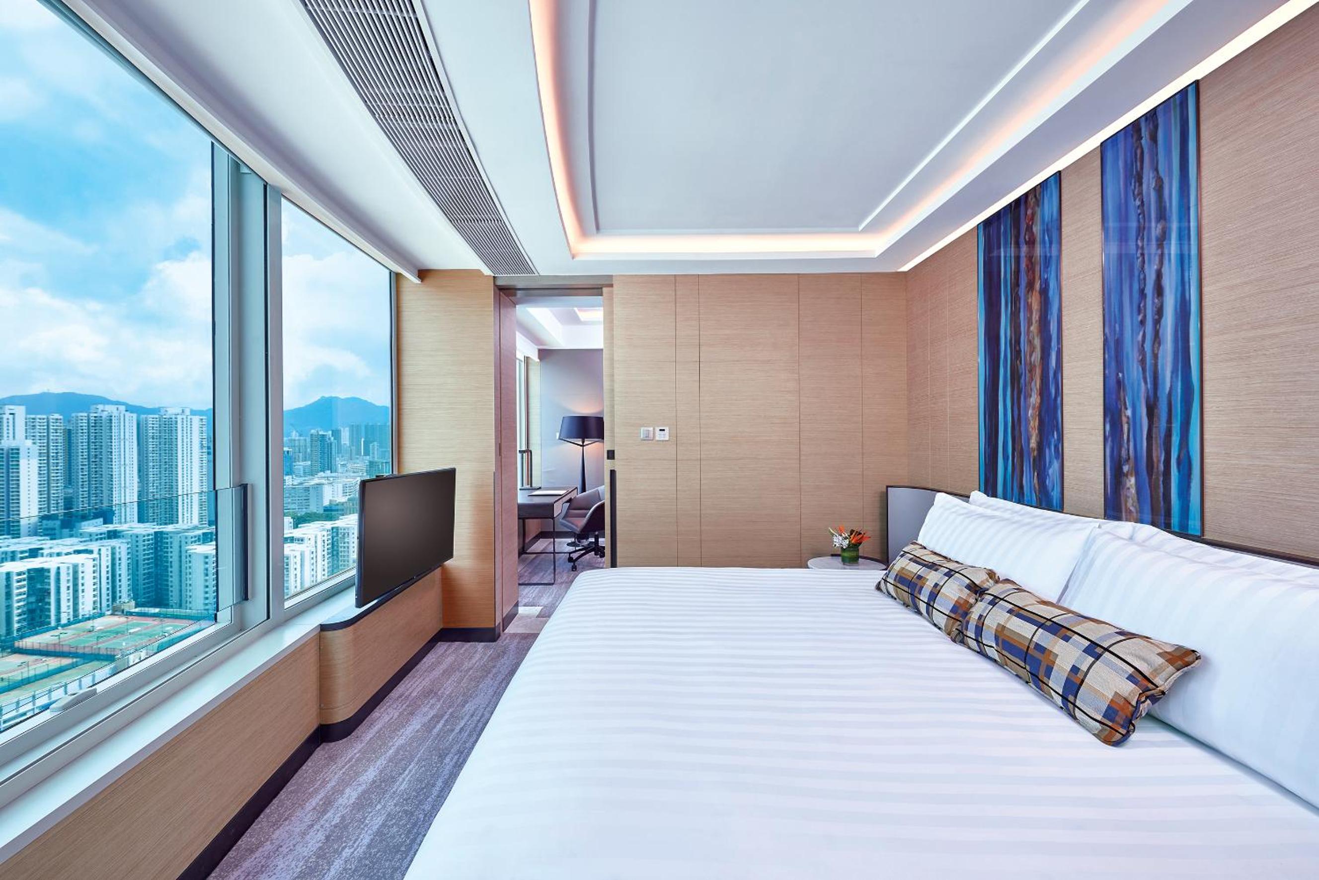 Tower Cityview Suite