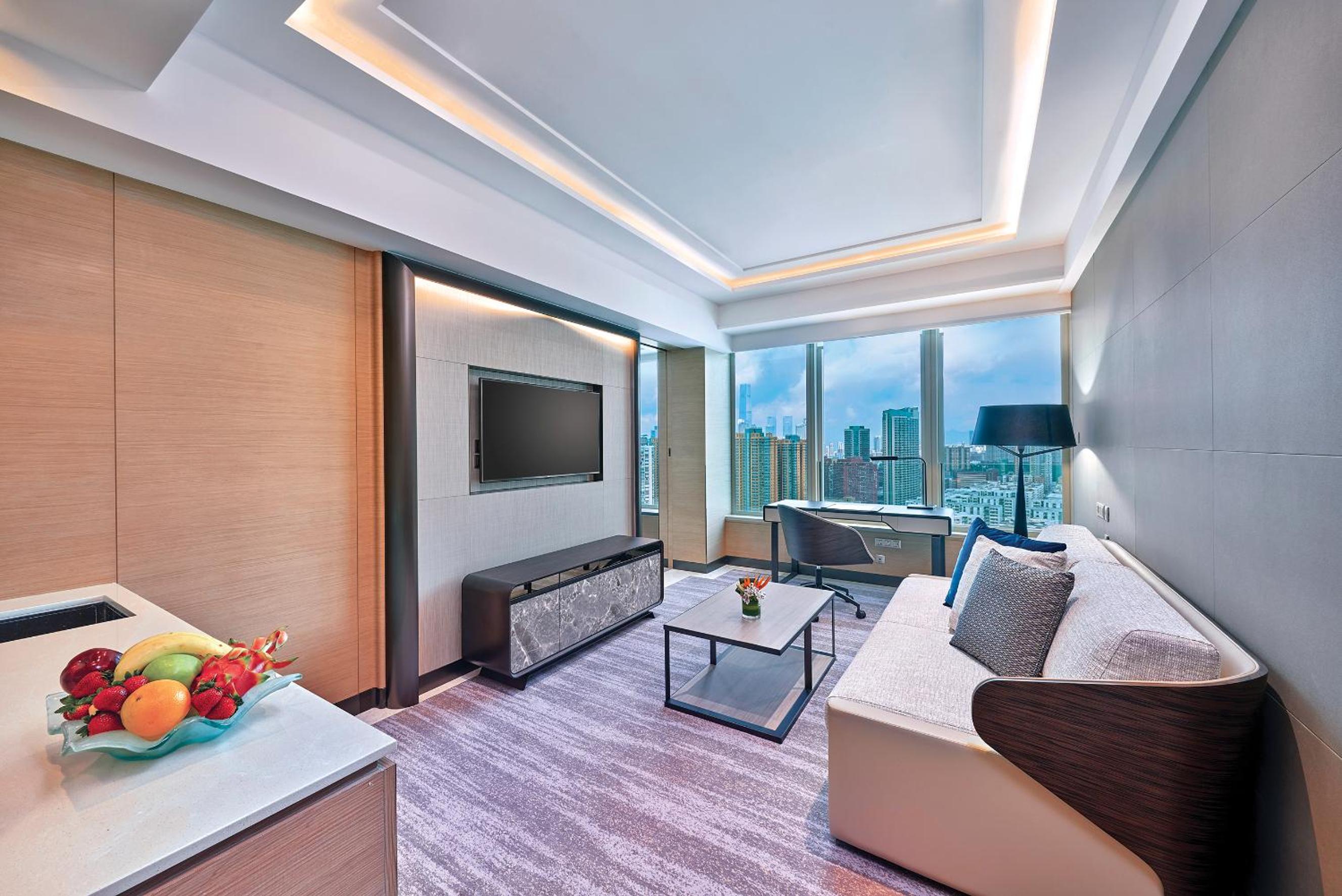 Tower Cityview Suite