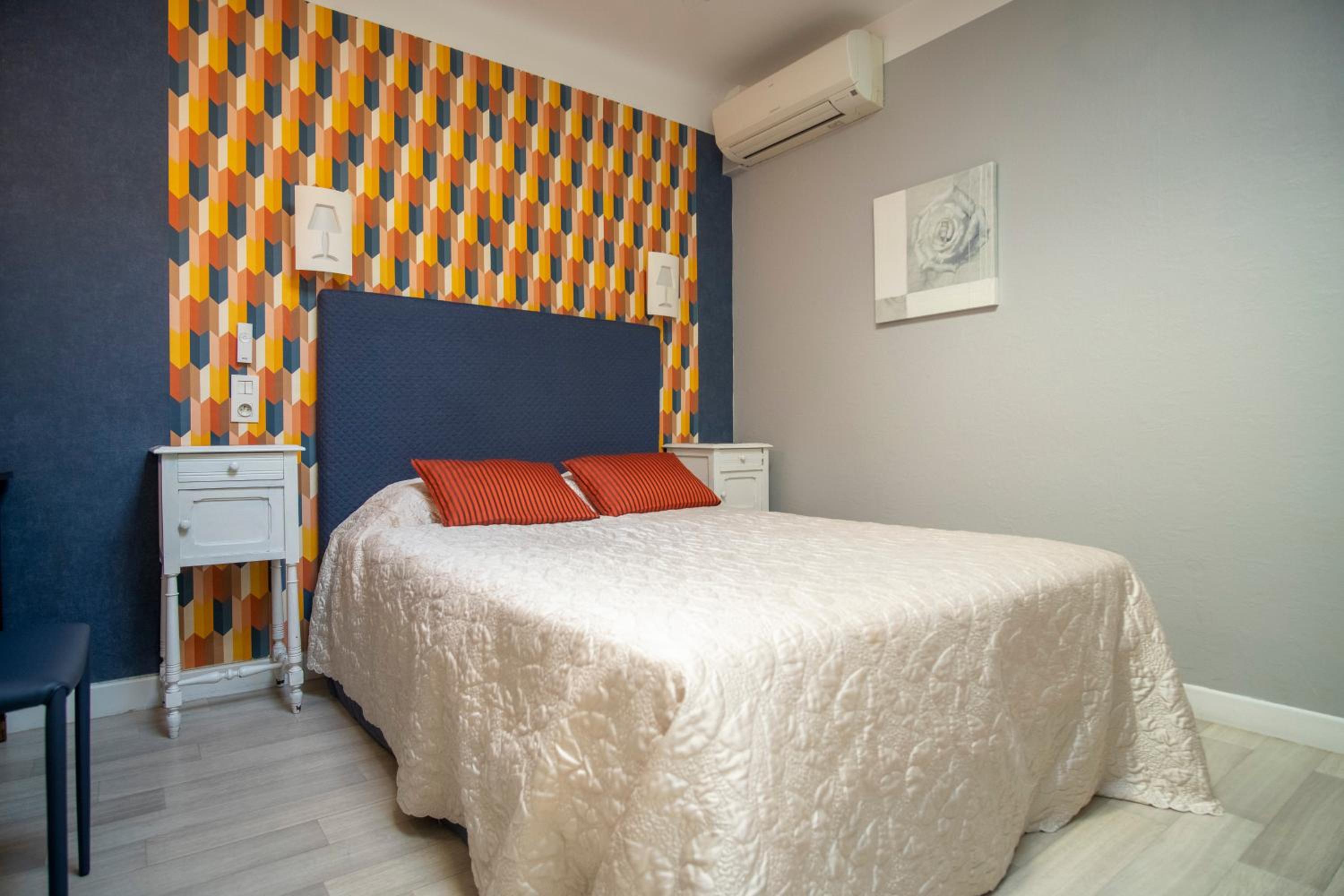 Single Room with Bathroom
