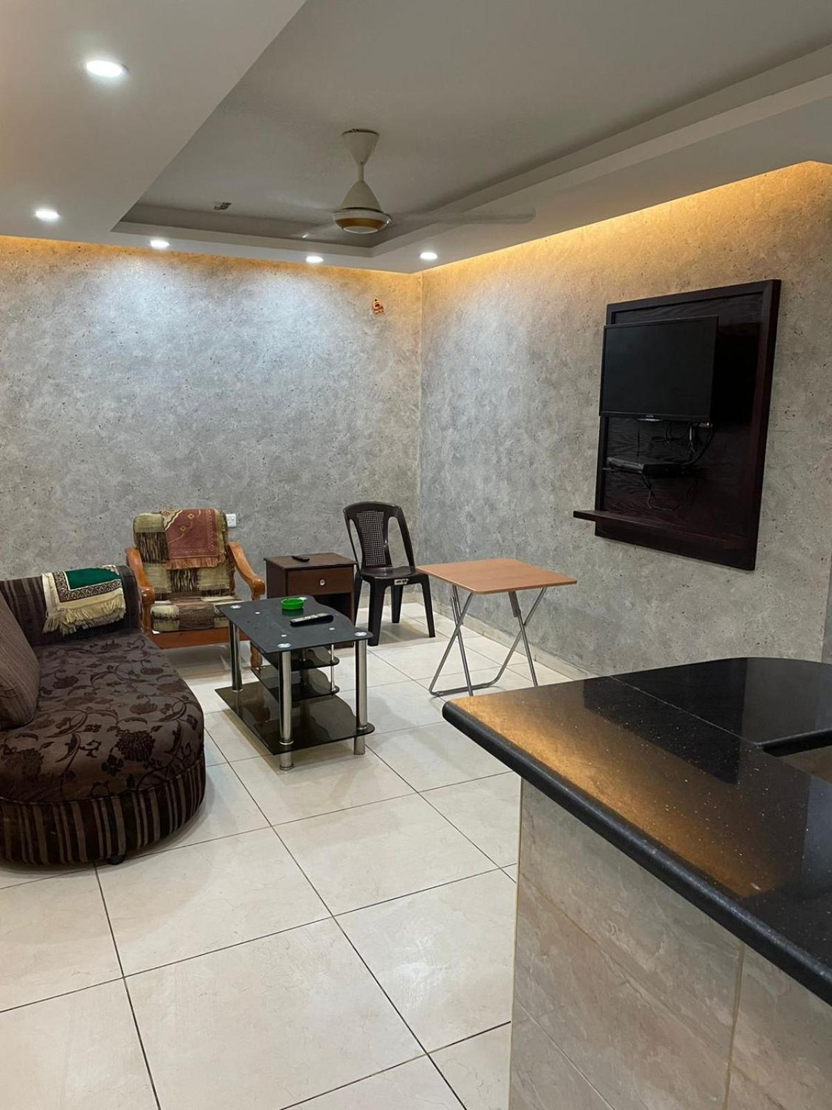 Deluxe Family Suite photo 3