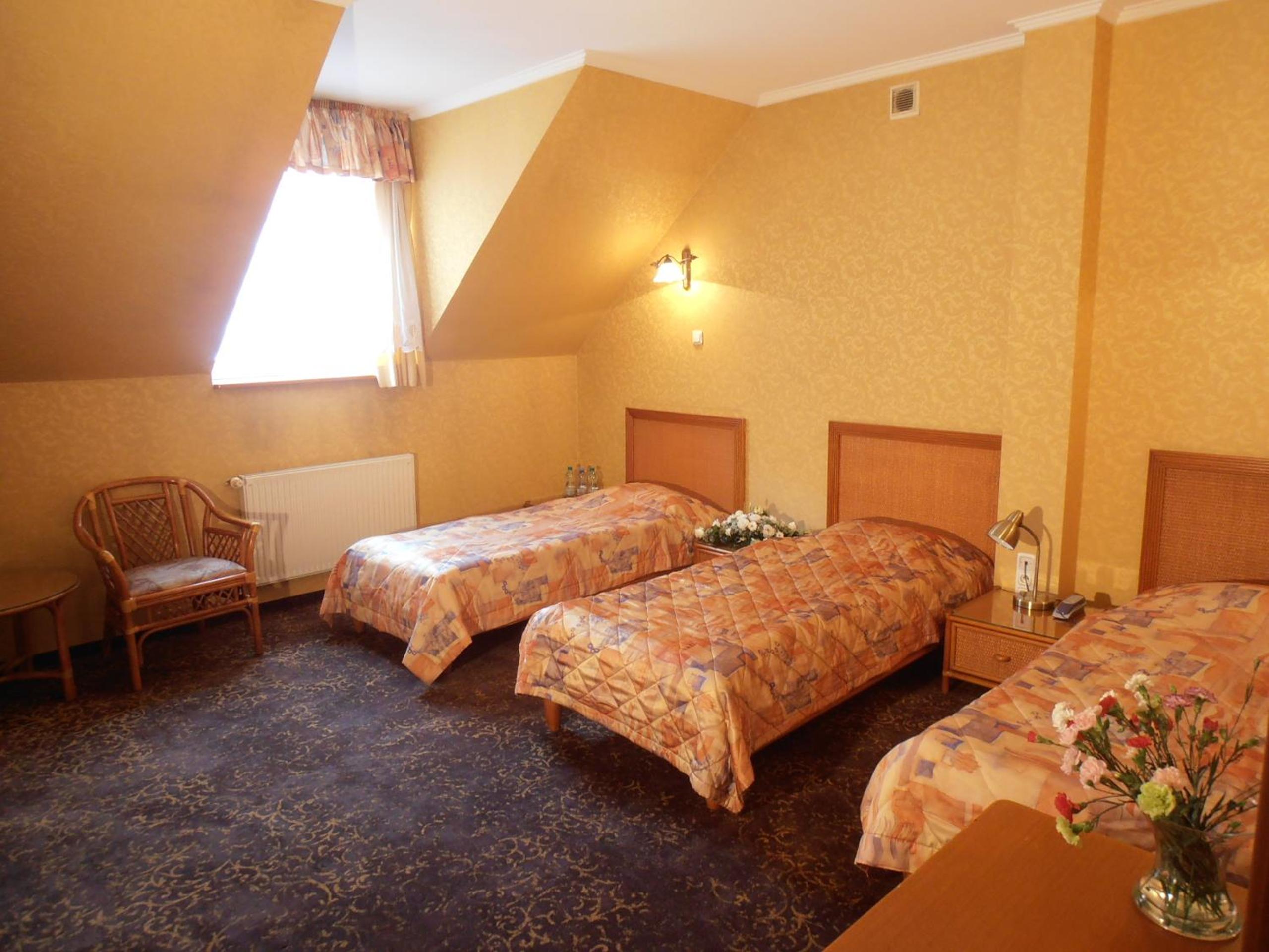 Standard Triple Room - Photo 3