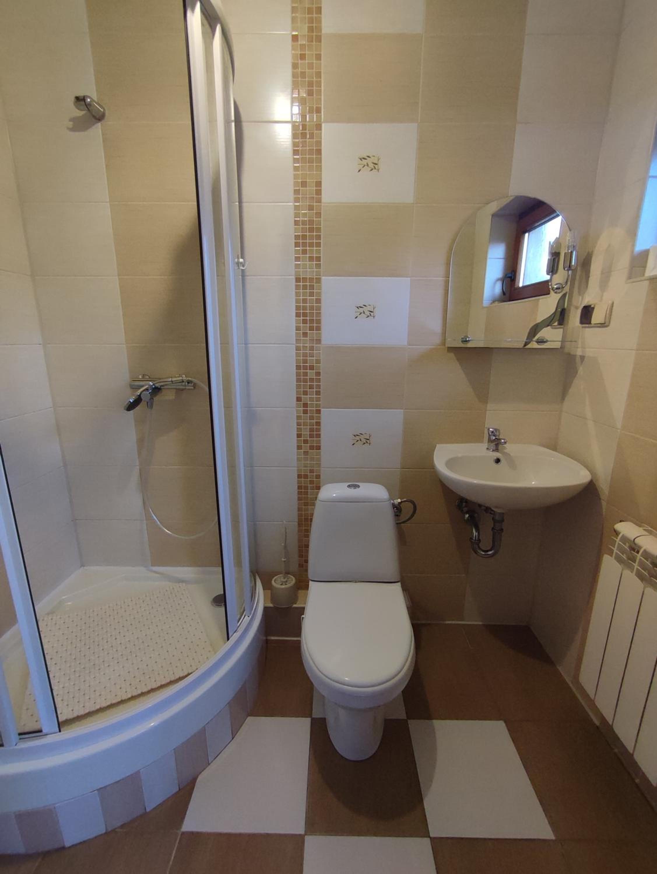 Double Room - Photo 4