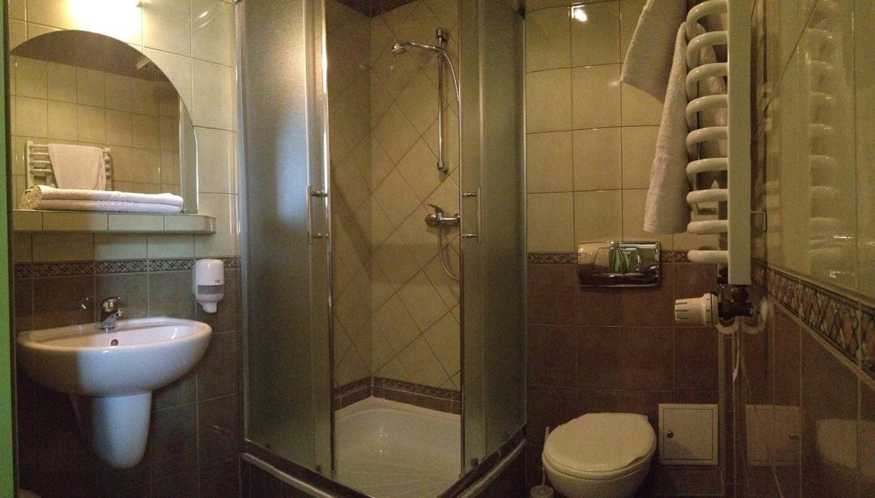 Standard Triple Room - Photo 7