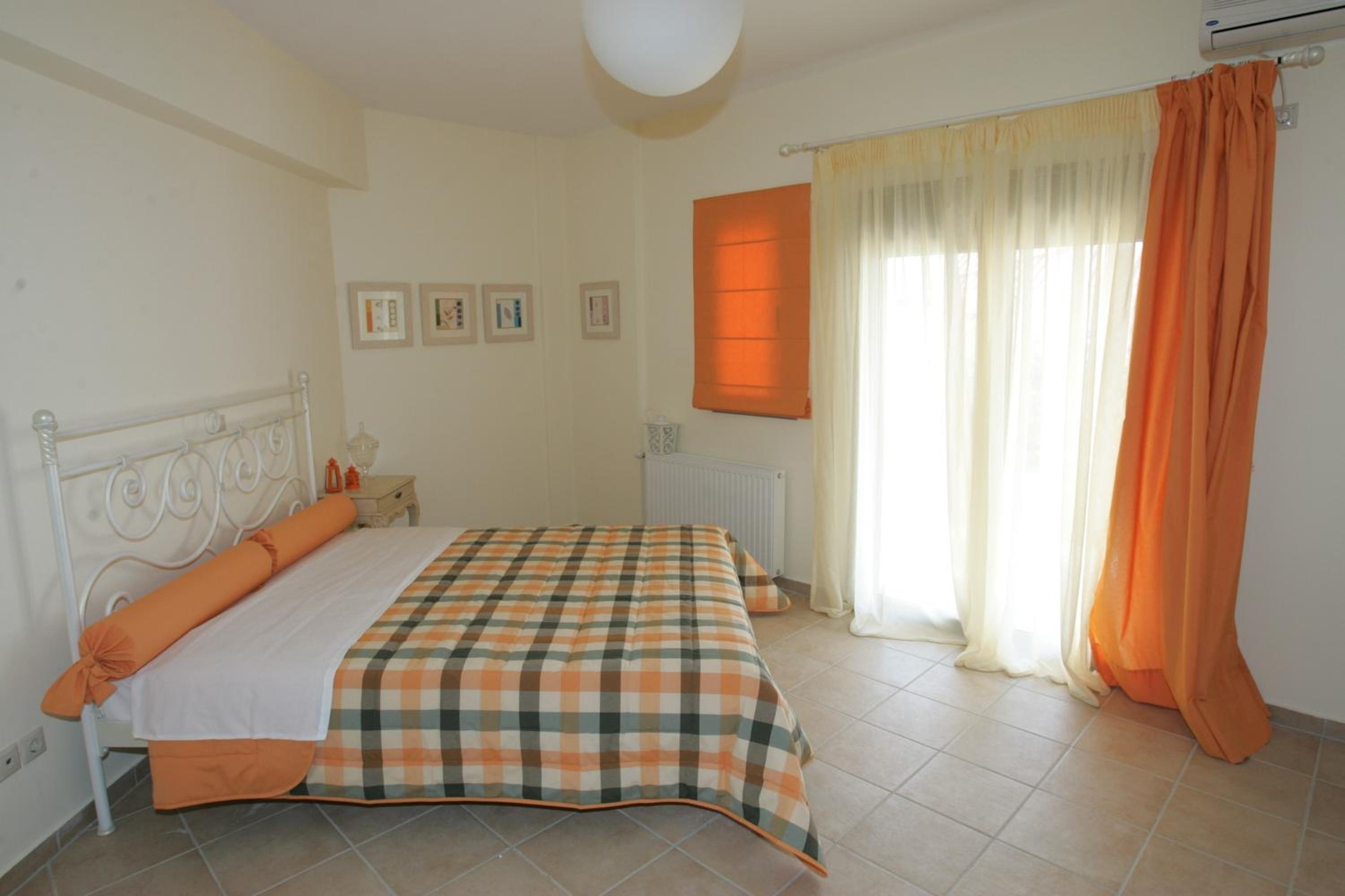 Villa with Sea View photo 2