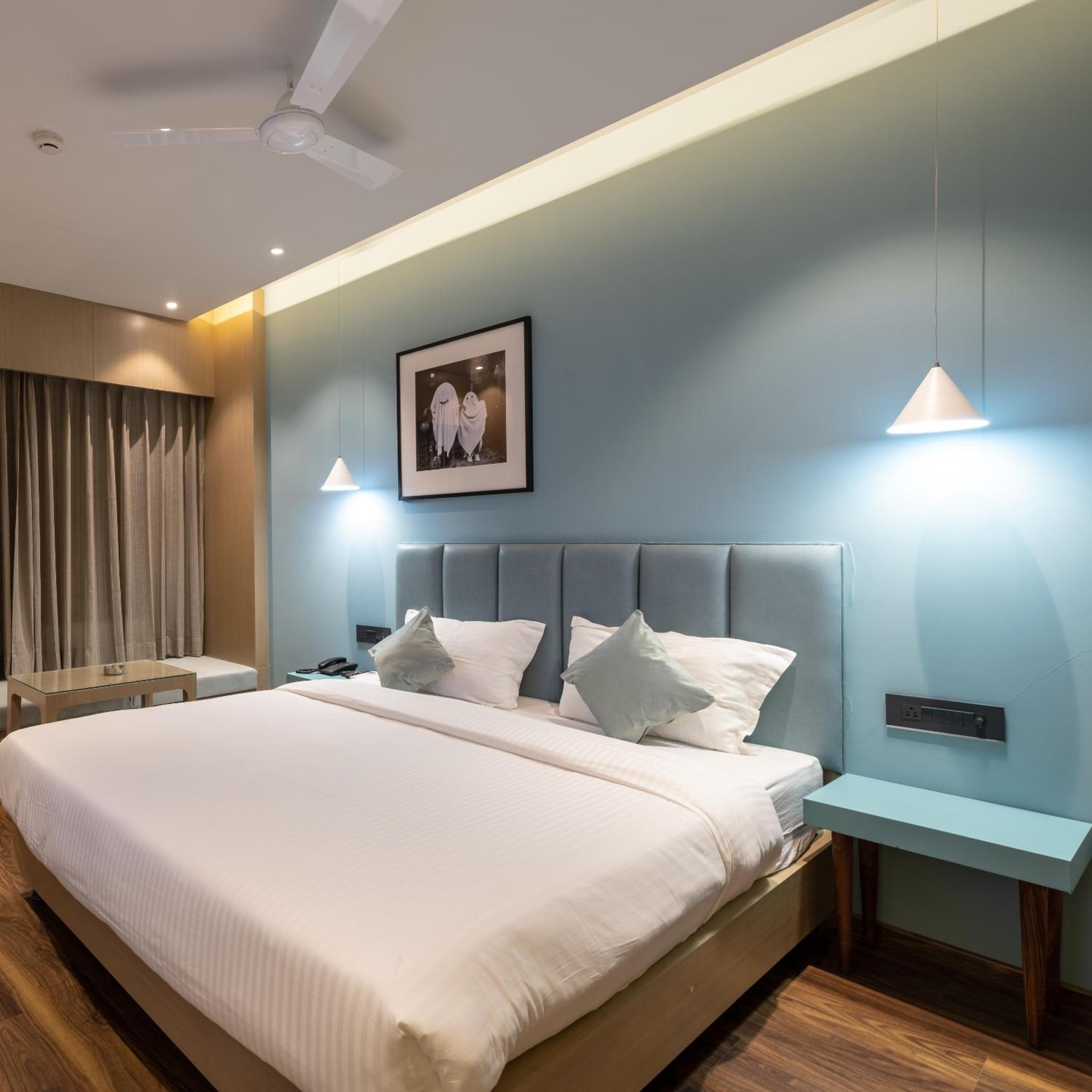 Deluxe Room - Photo 3