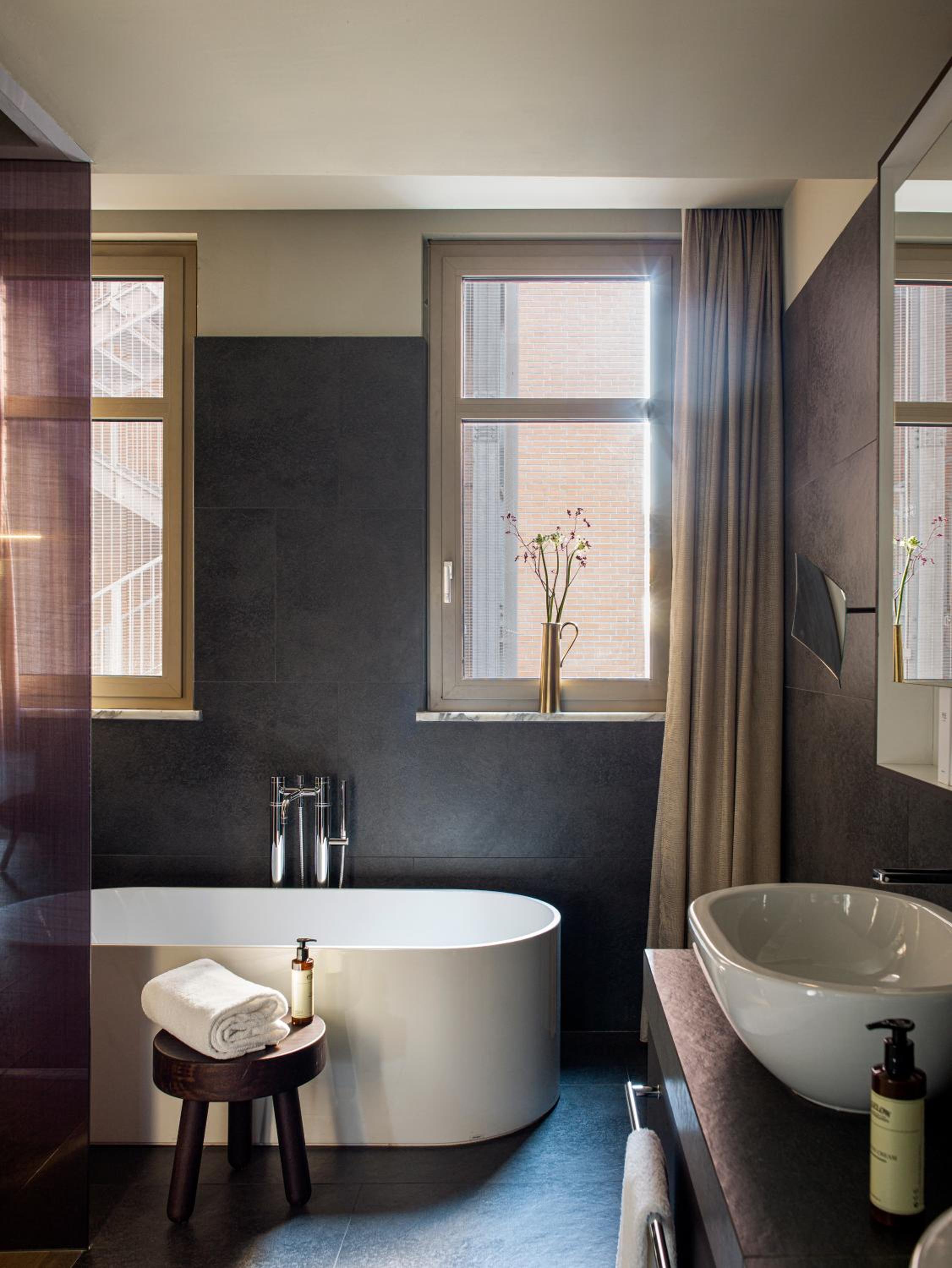 Suite Ultimate Me+ with Terrace
