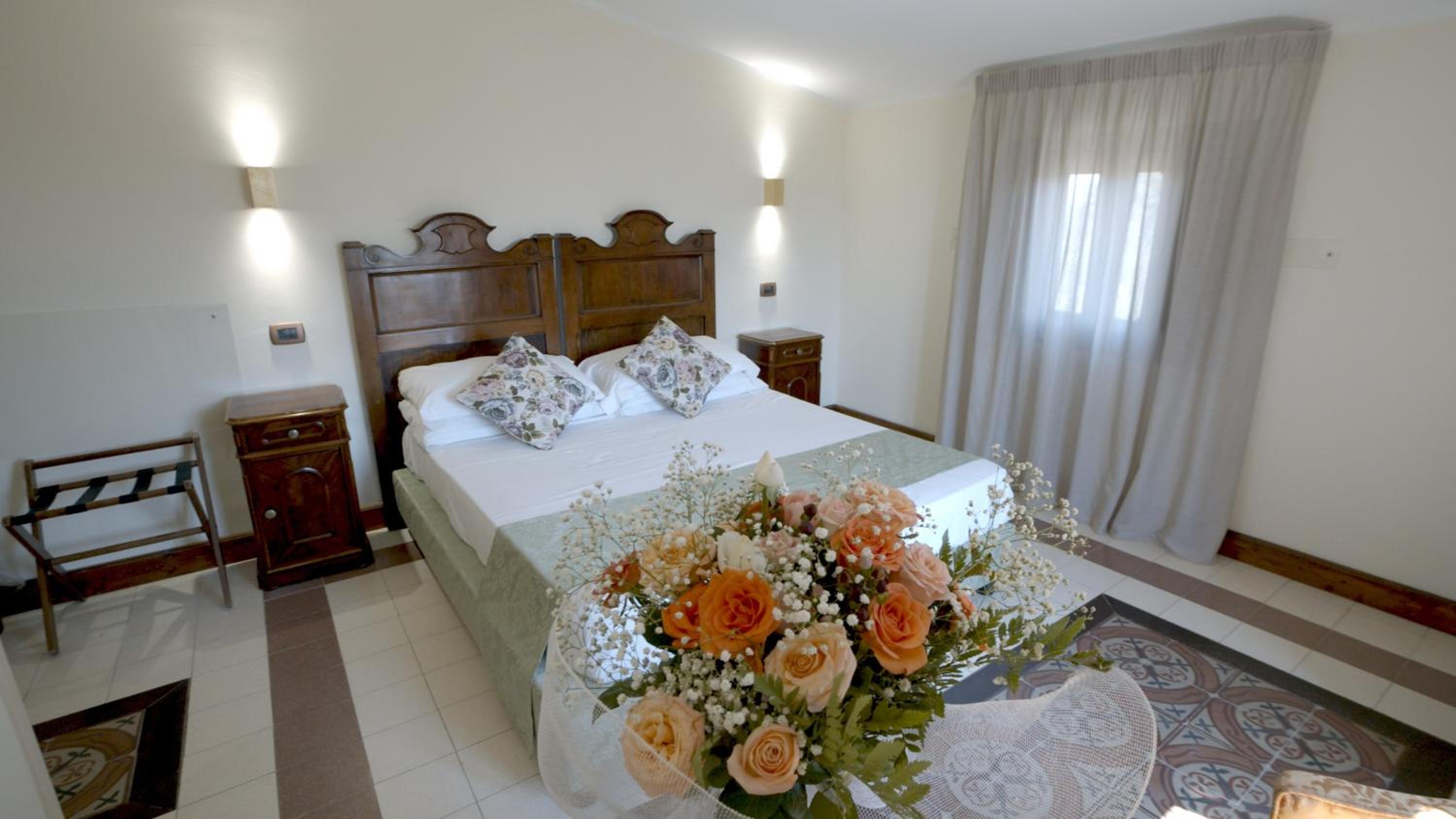 Superior Double or Twin Room - Photo 1