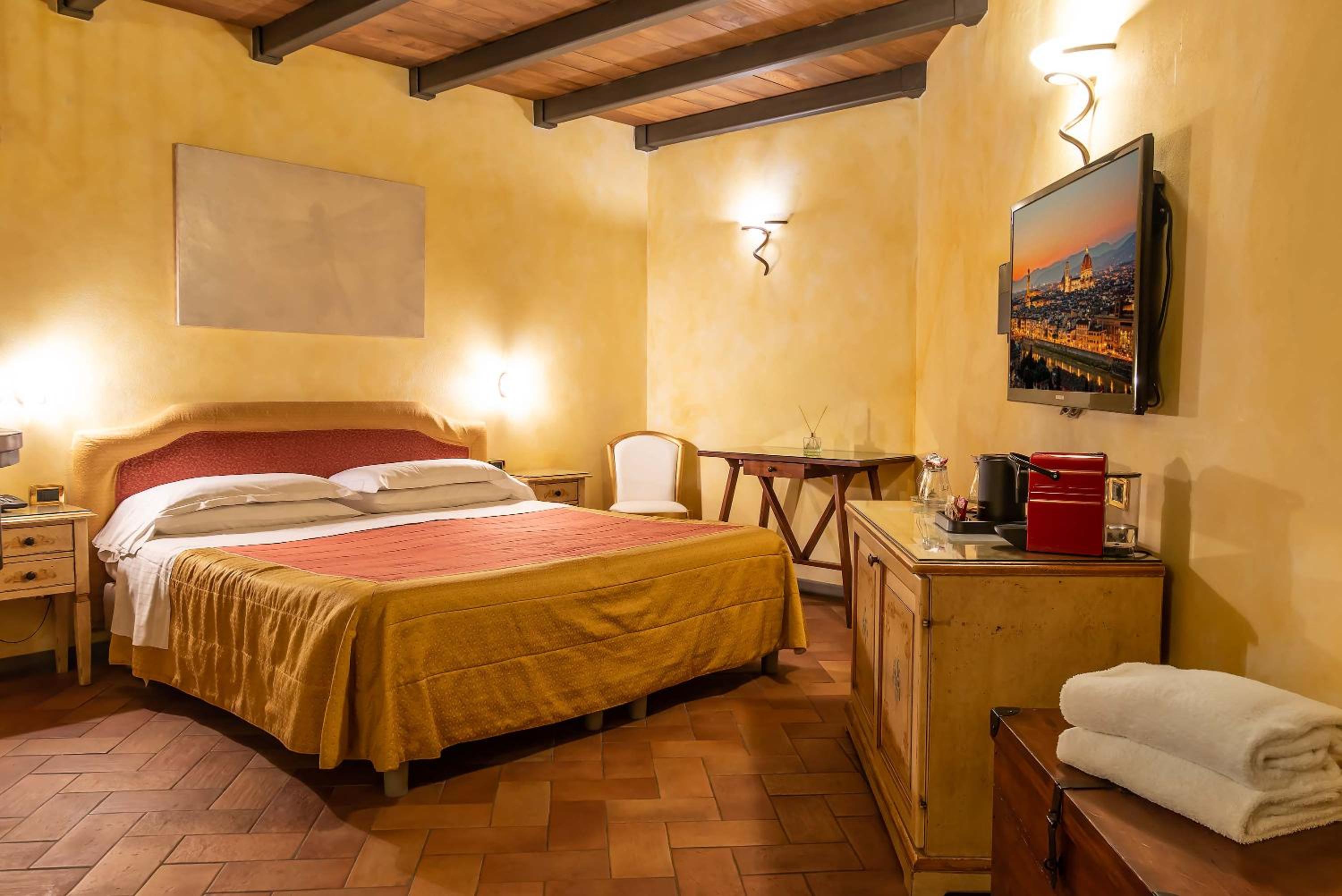 Superior Quadruple Room photo 3