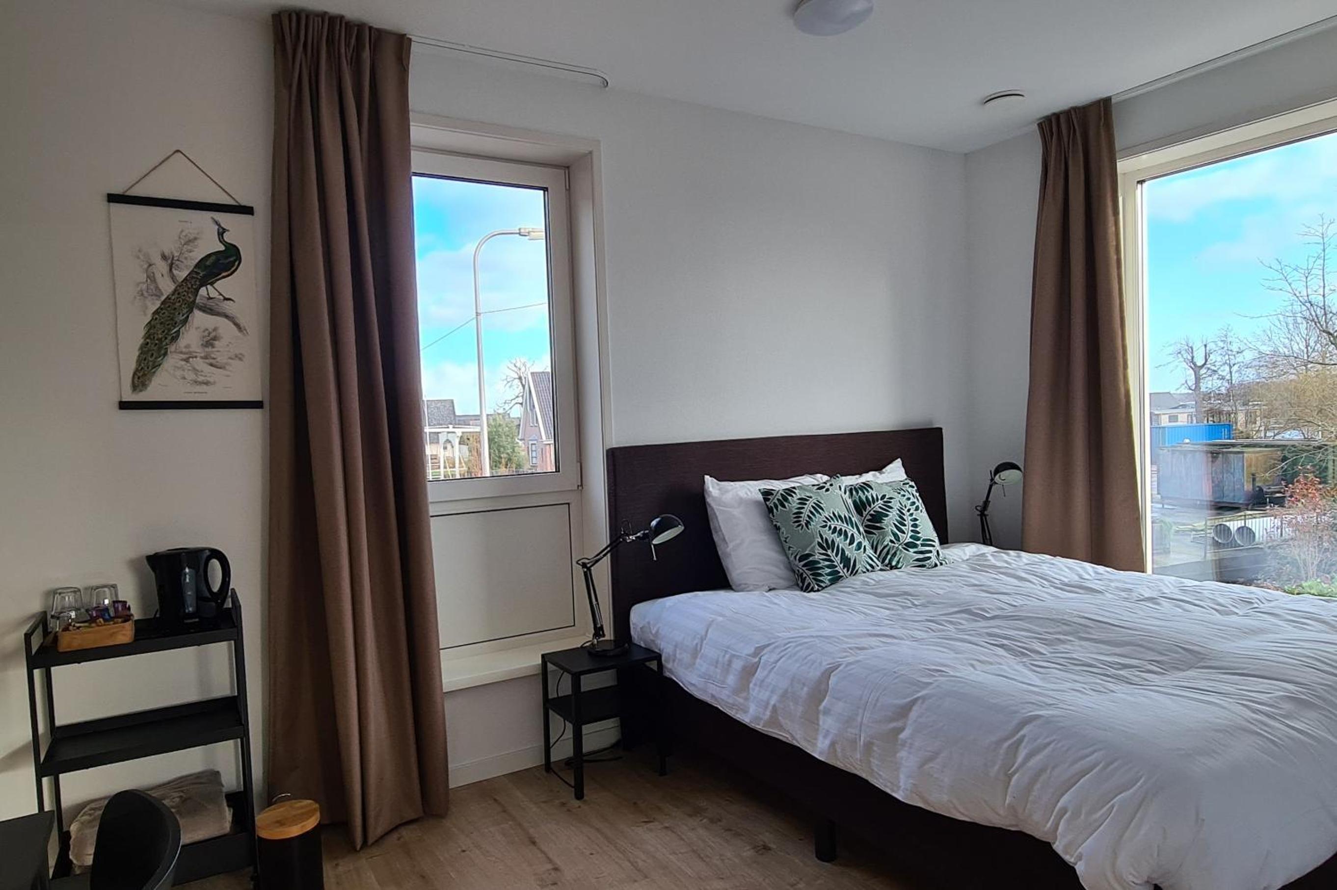 Quadruple Room with Private Bathroom - Photo 4