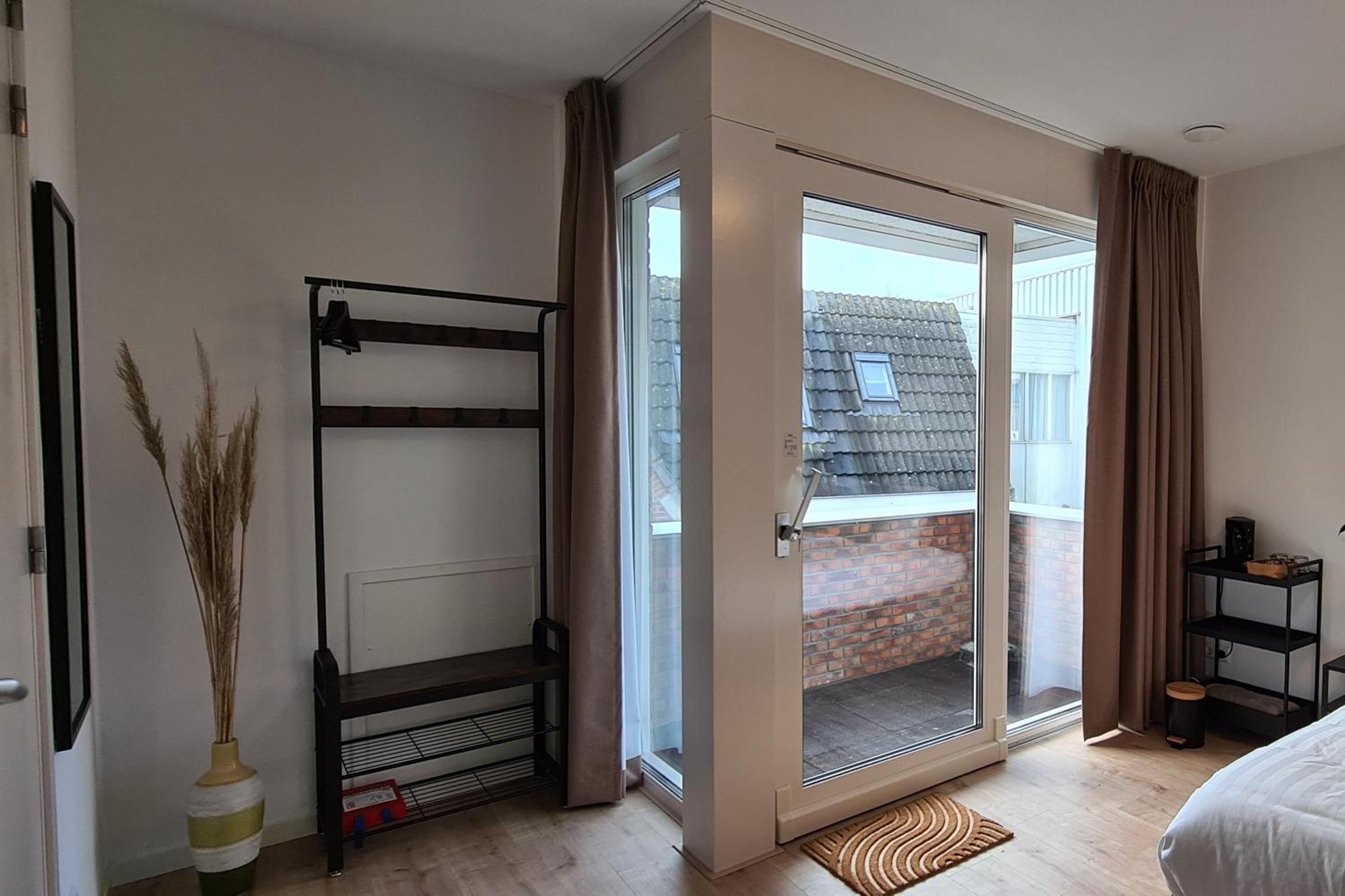 Double Room with Private Bathroom - Photo 1