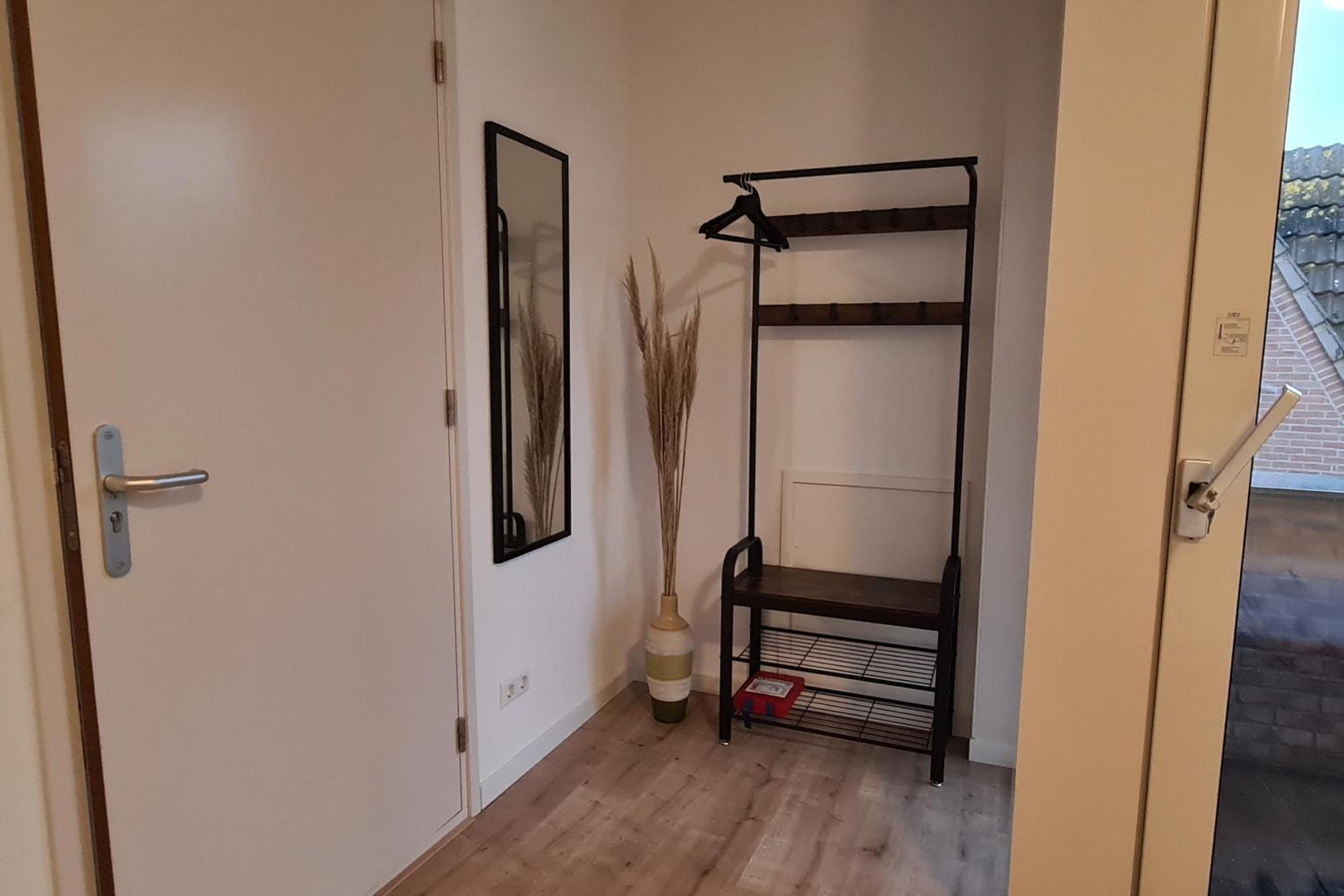 Double Room with Private Bathroom - Photo 7