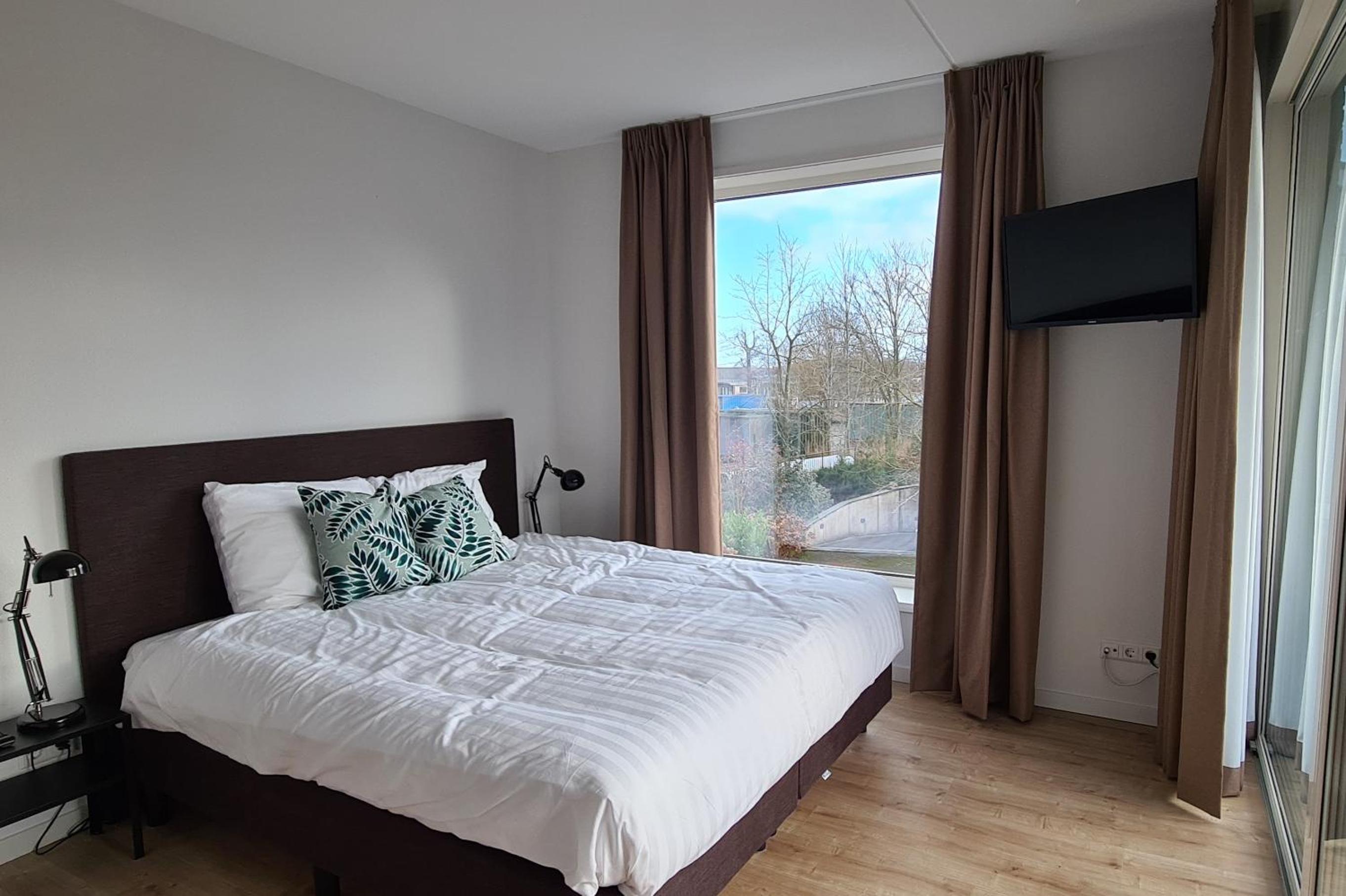 Quadruple Room with Private Bathroom - Photo 5