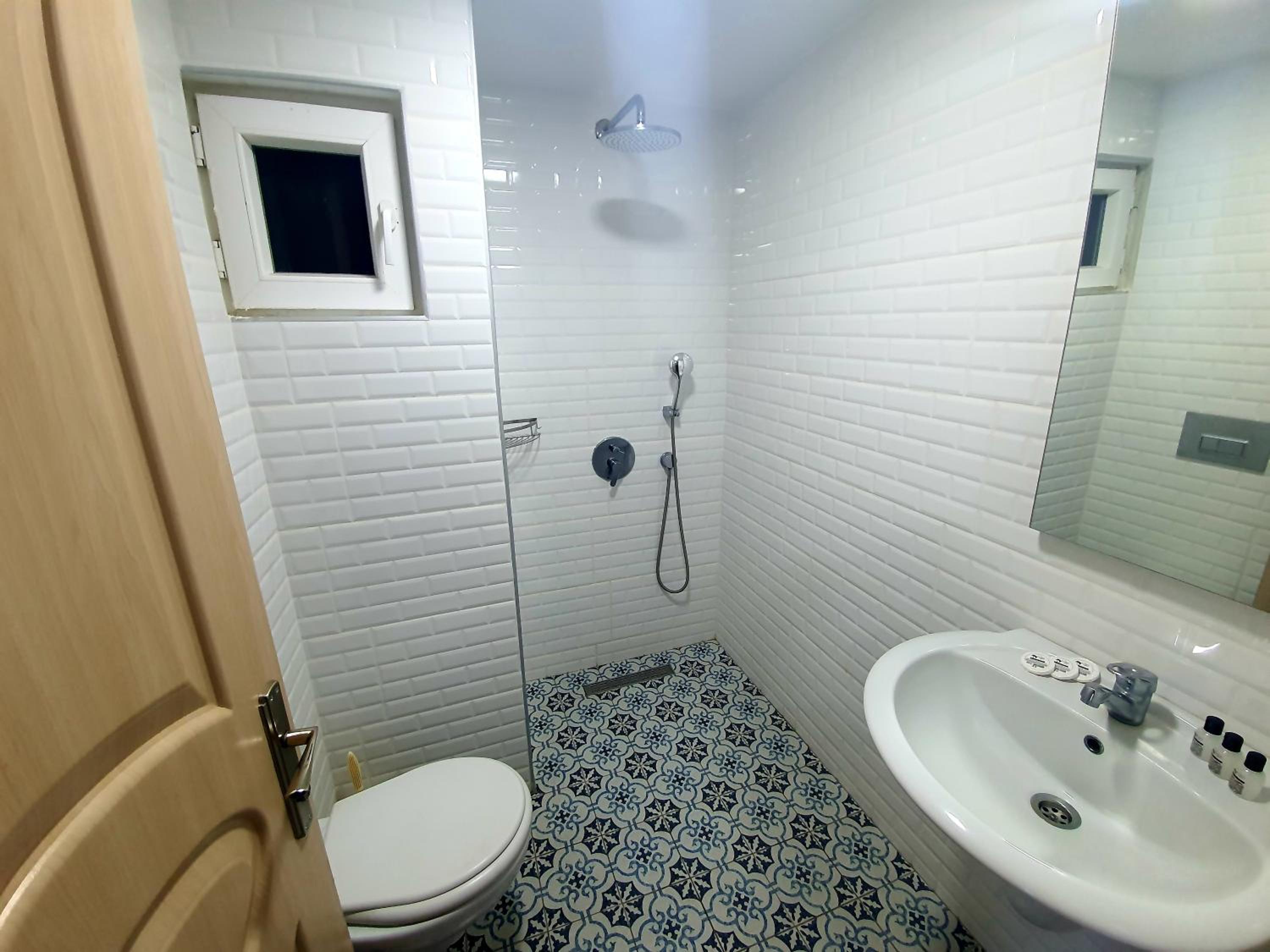 Studio Apartment photo 2