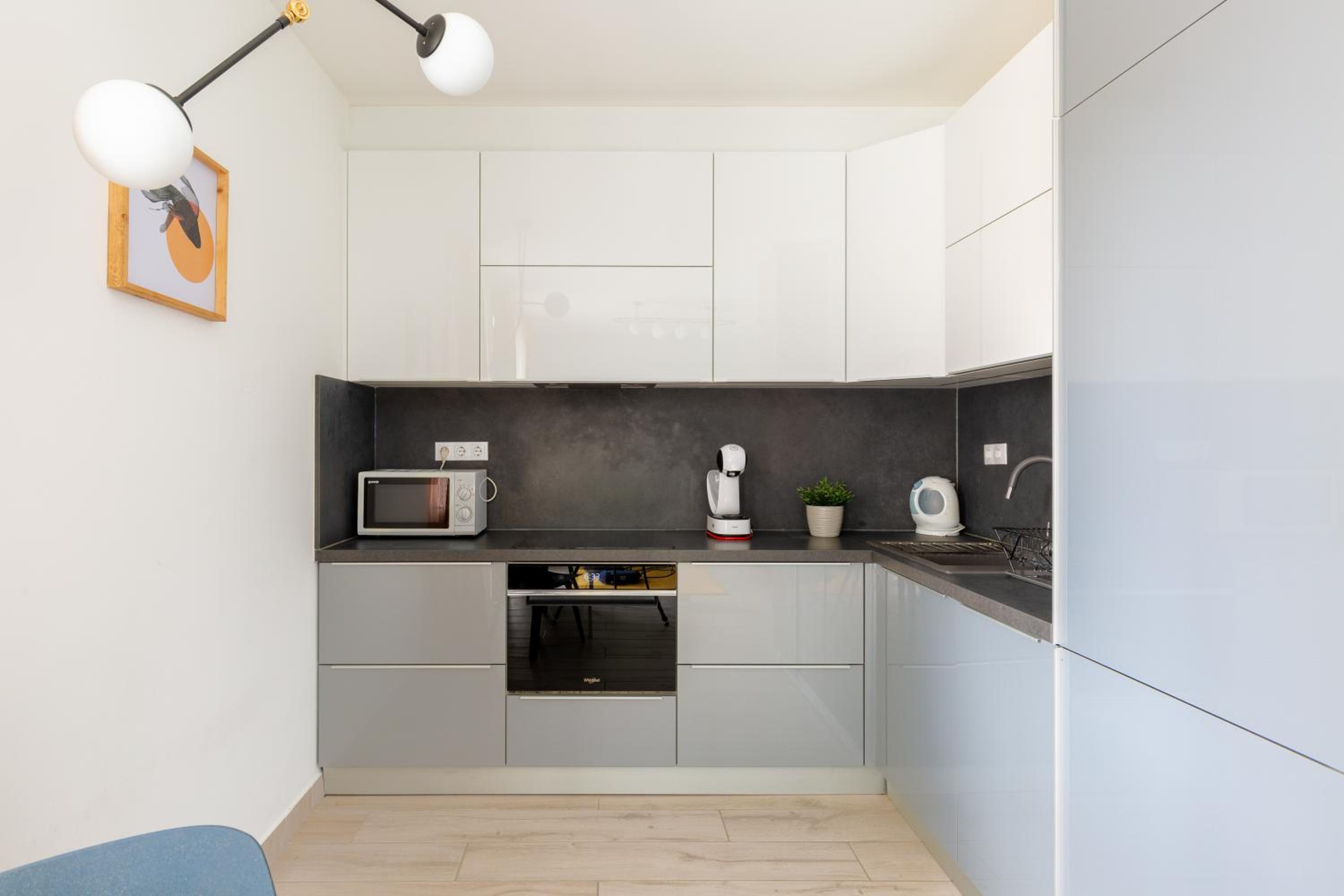 Studio Apartment - Photo 3