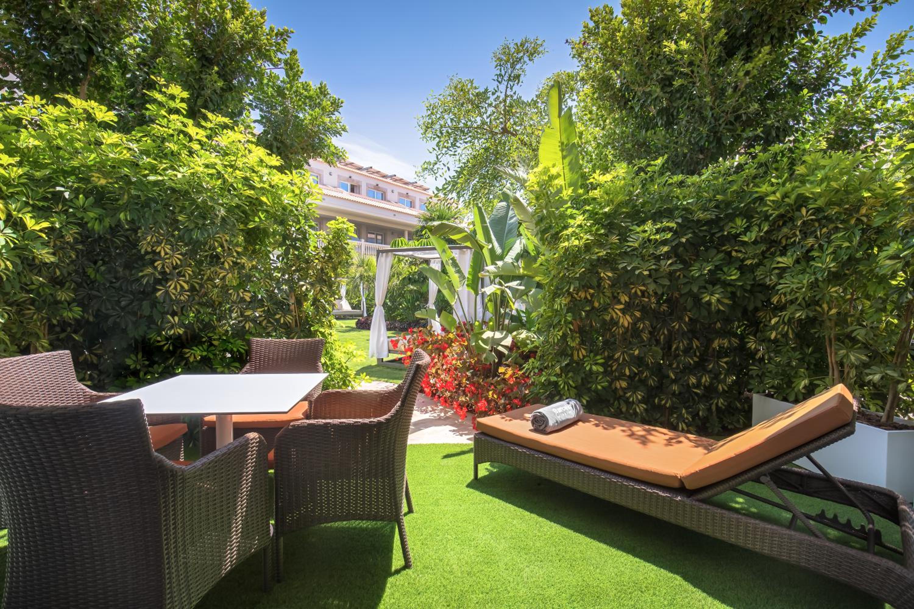 Deluxe Double or Twin Room with Garden View - Photo 2