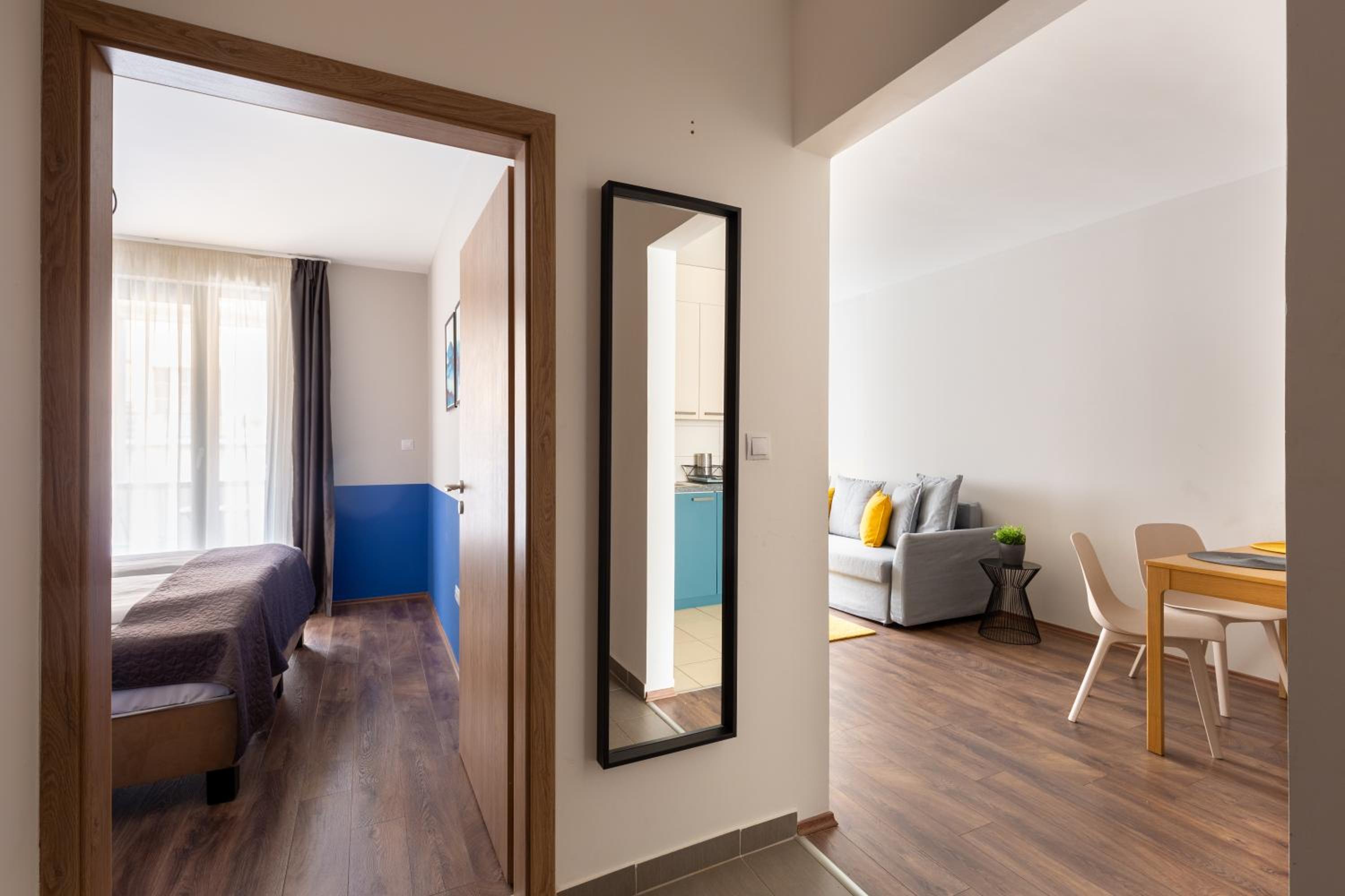 One-Bedroom Apartment - Photo 20