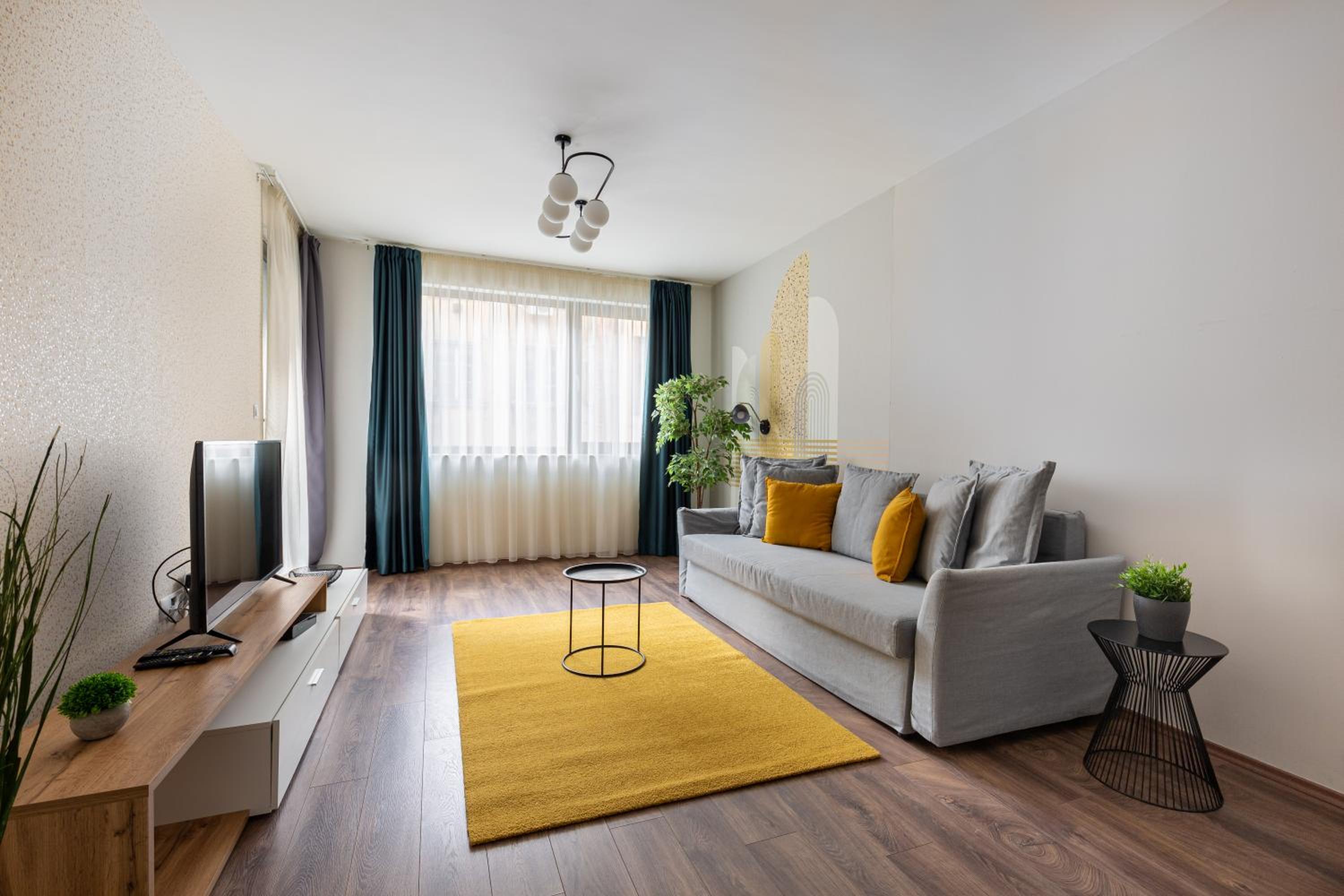 One-Bedroom Apartment - Photo 25