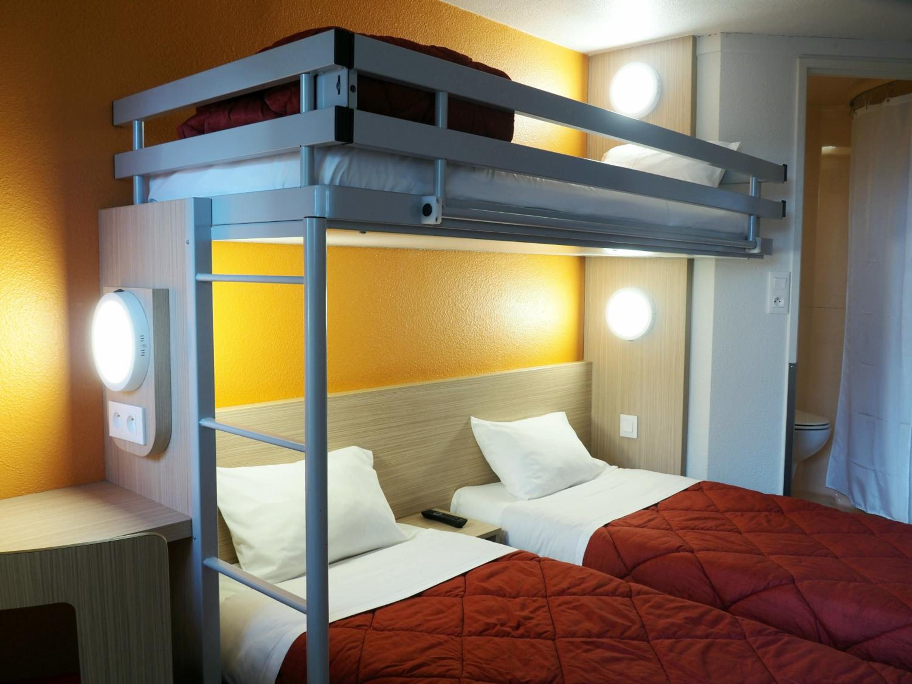 Triple Room - Photo 2