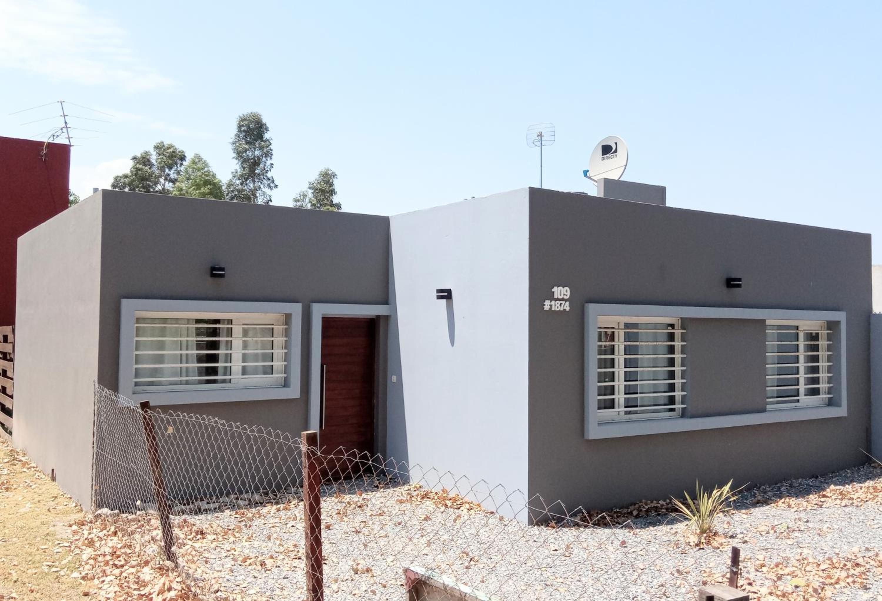 Two-Bedroom House photo 3