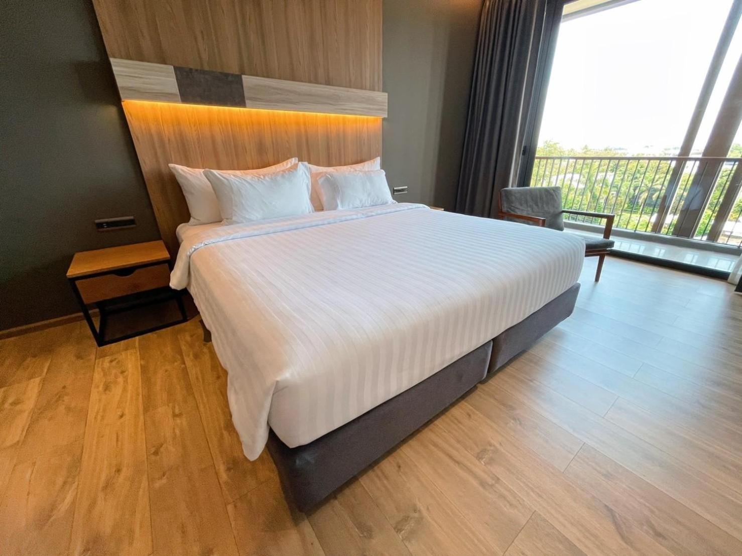 Superior Double or Twin Room - Photo 10