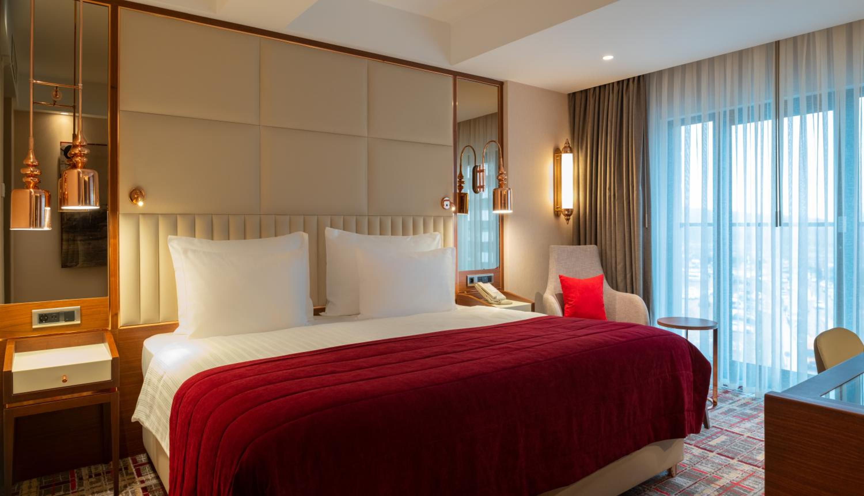 Superior King Room