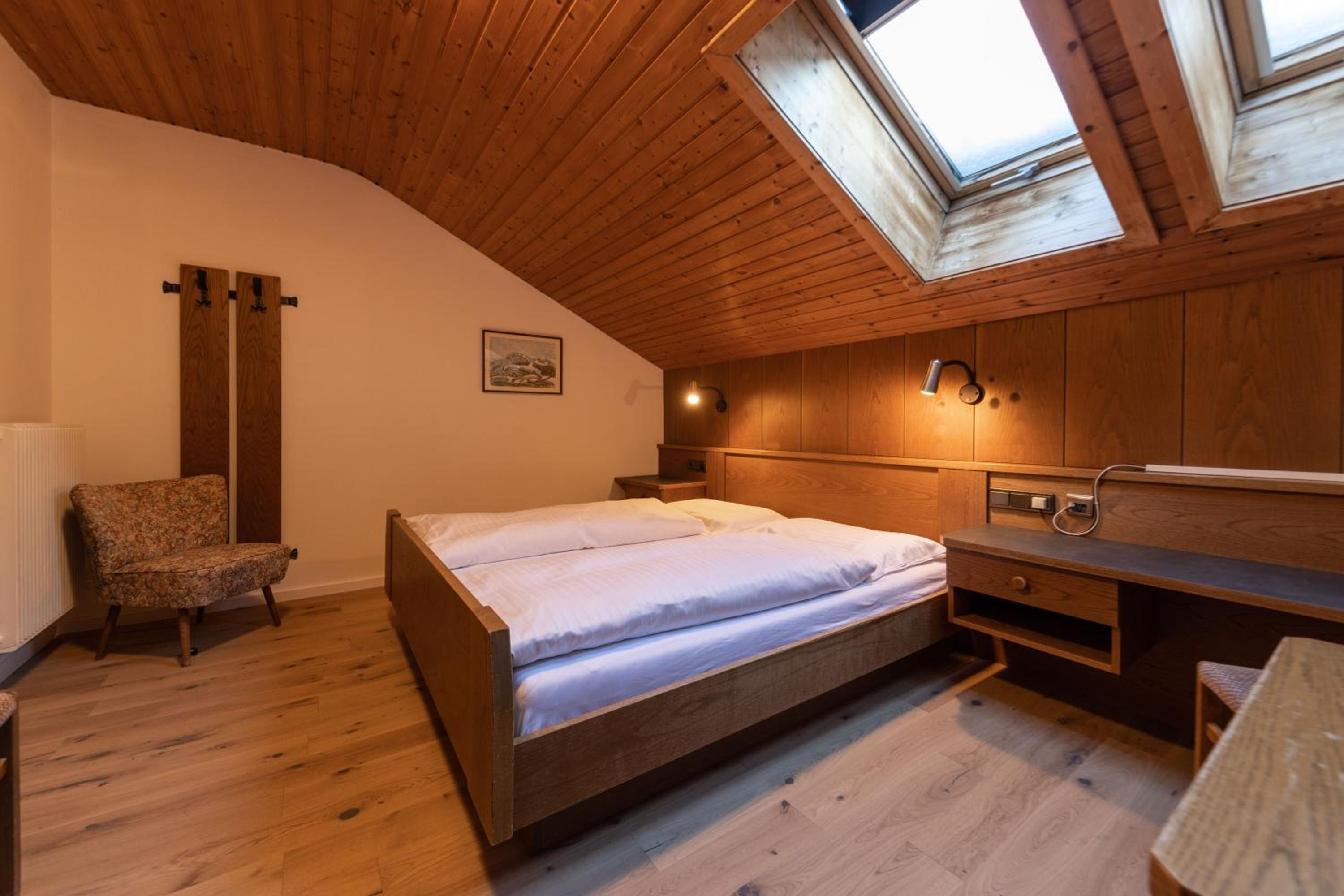 Standard Double or Twin Room - Photo 2